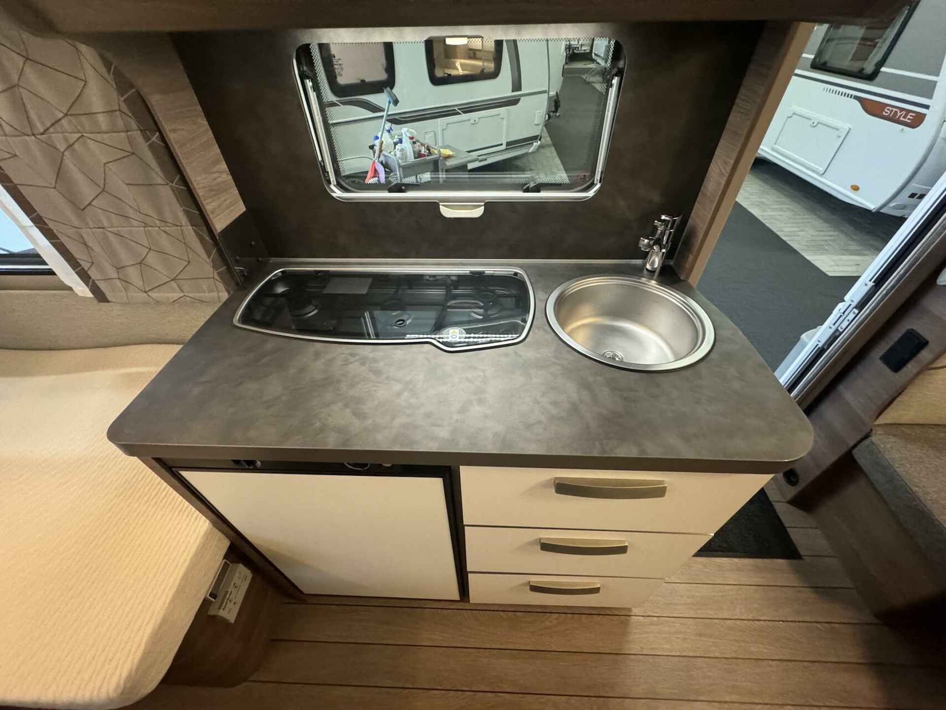 KNAUS SILVER SELECTION 460 XXL CARAVANSHOW 24,25,26 JANUARI - 15/21