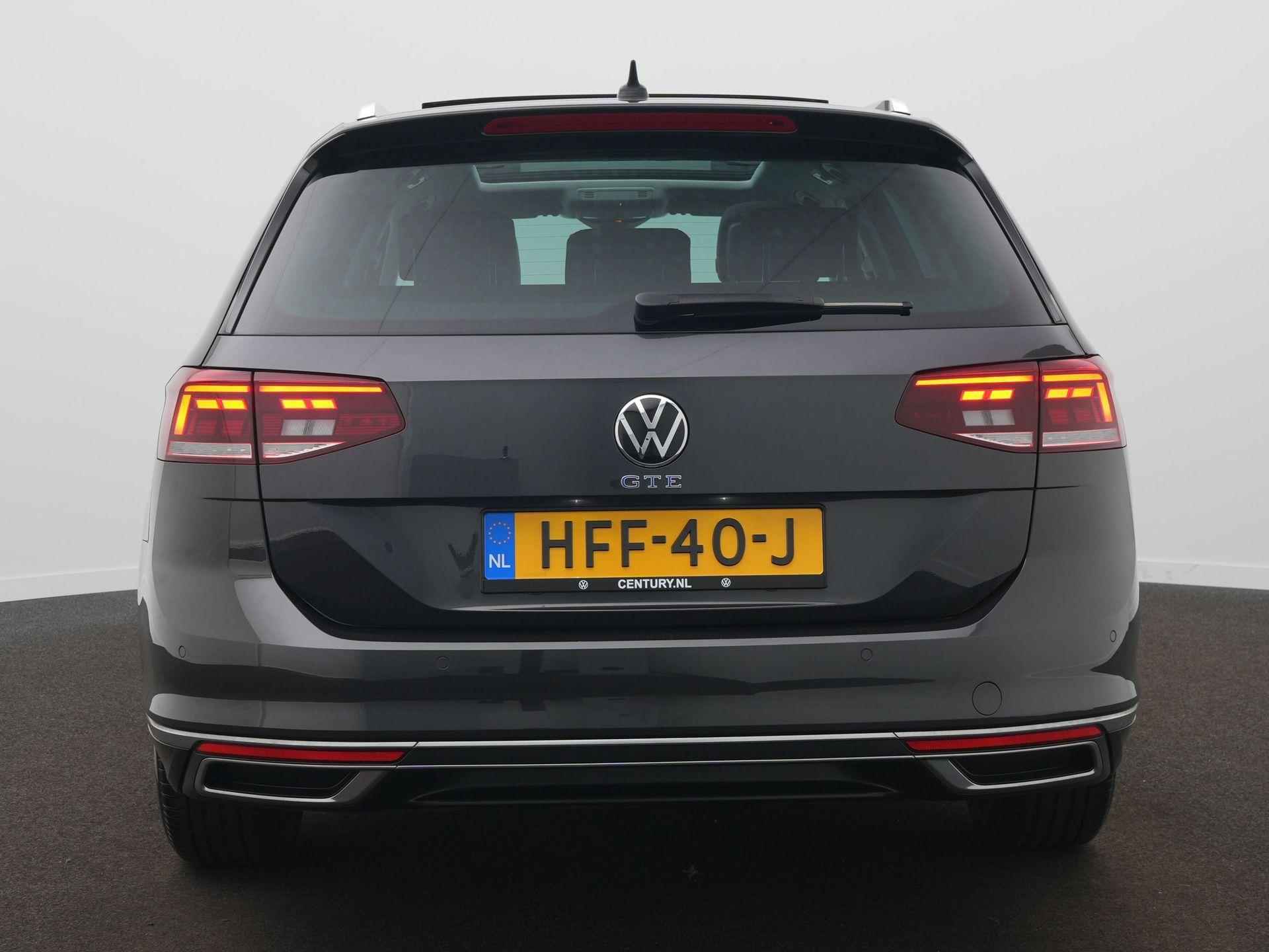 Volkswagen Passat Variant 1.4 TSI PHEV GTE Business Panoramadak - Navigatie - Stoelverwarming - Clima - 6/62