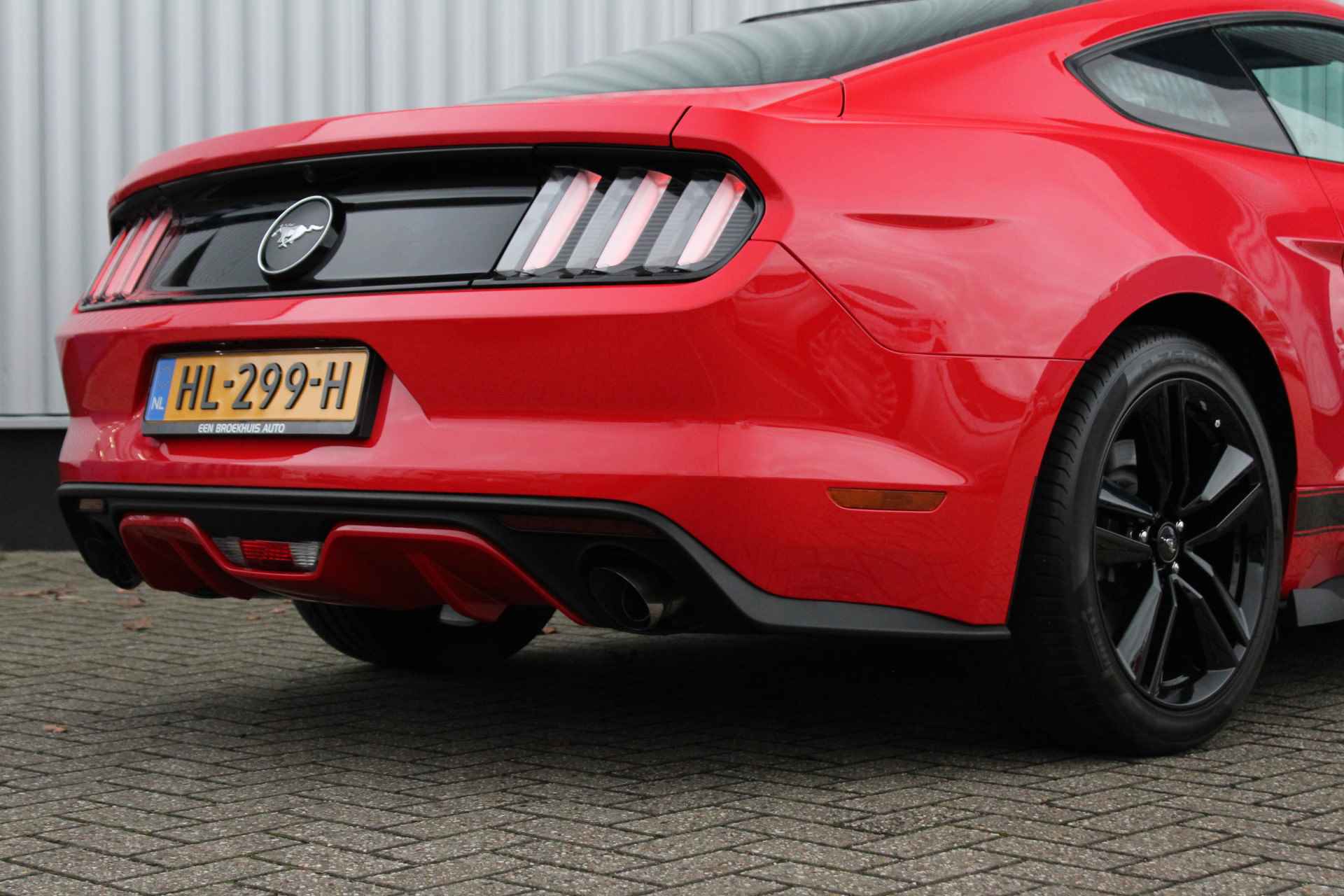 Ford Mustang 2.3 EcoBoost Fastback | Nieuwstaat | 1e eig. | NL-Auto | Dealeronderhouden | Uniek | - 8/41