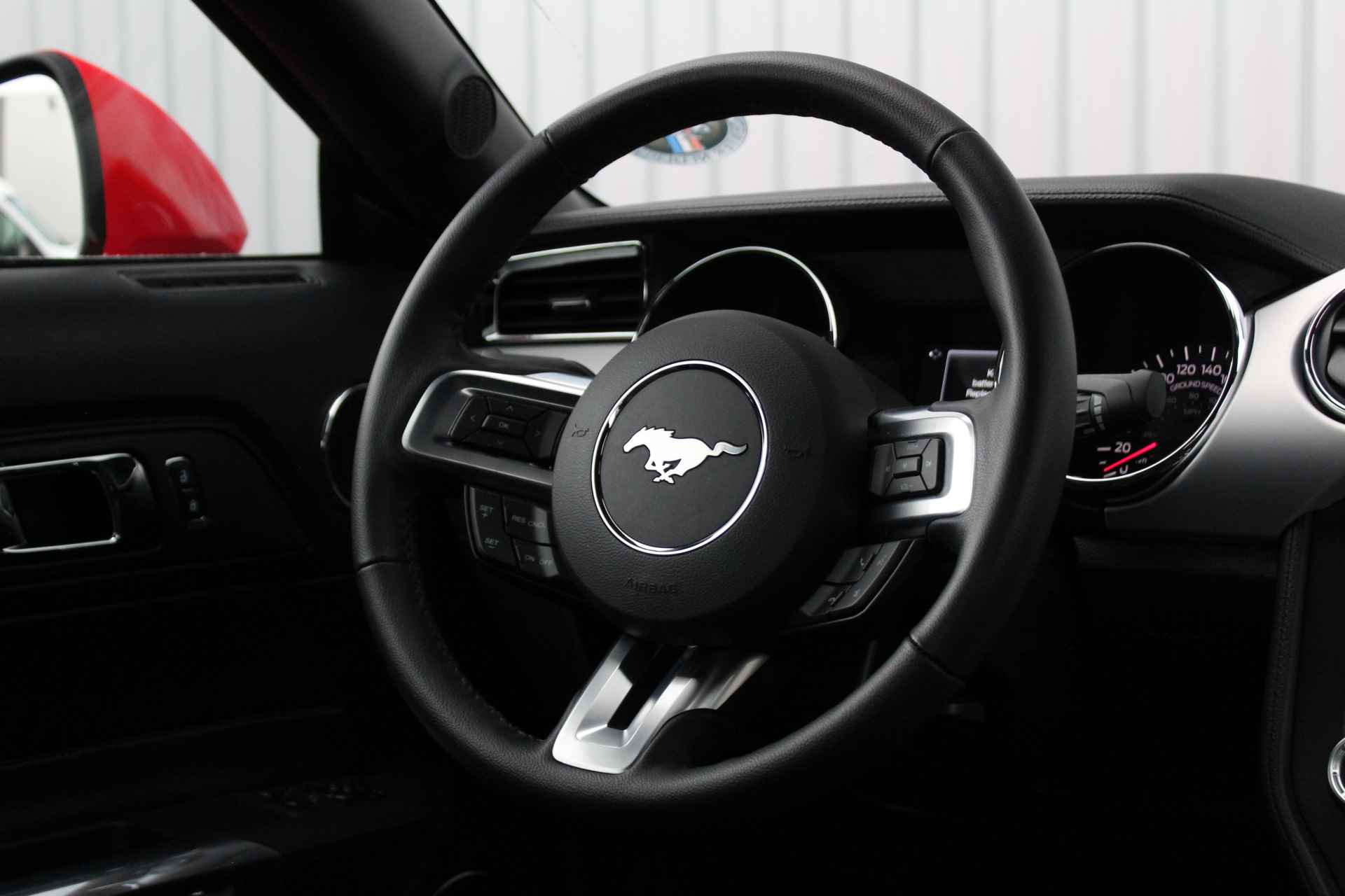 Ford Mustang 2.3 EcoBoost Fastback | Nieuwstaat | 1e eig. | NL-Auto | Dealeronderhouden | Uniek | - 17/41