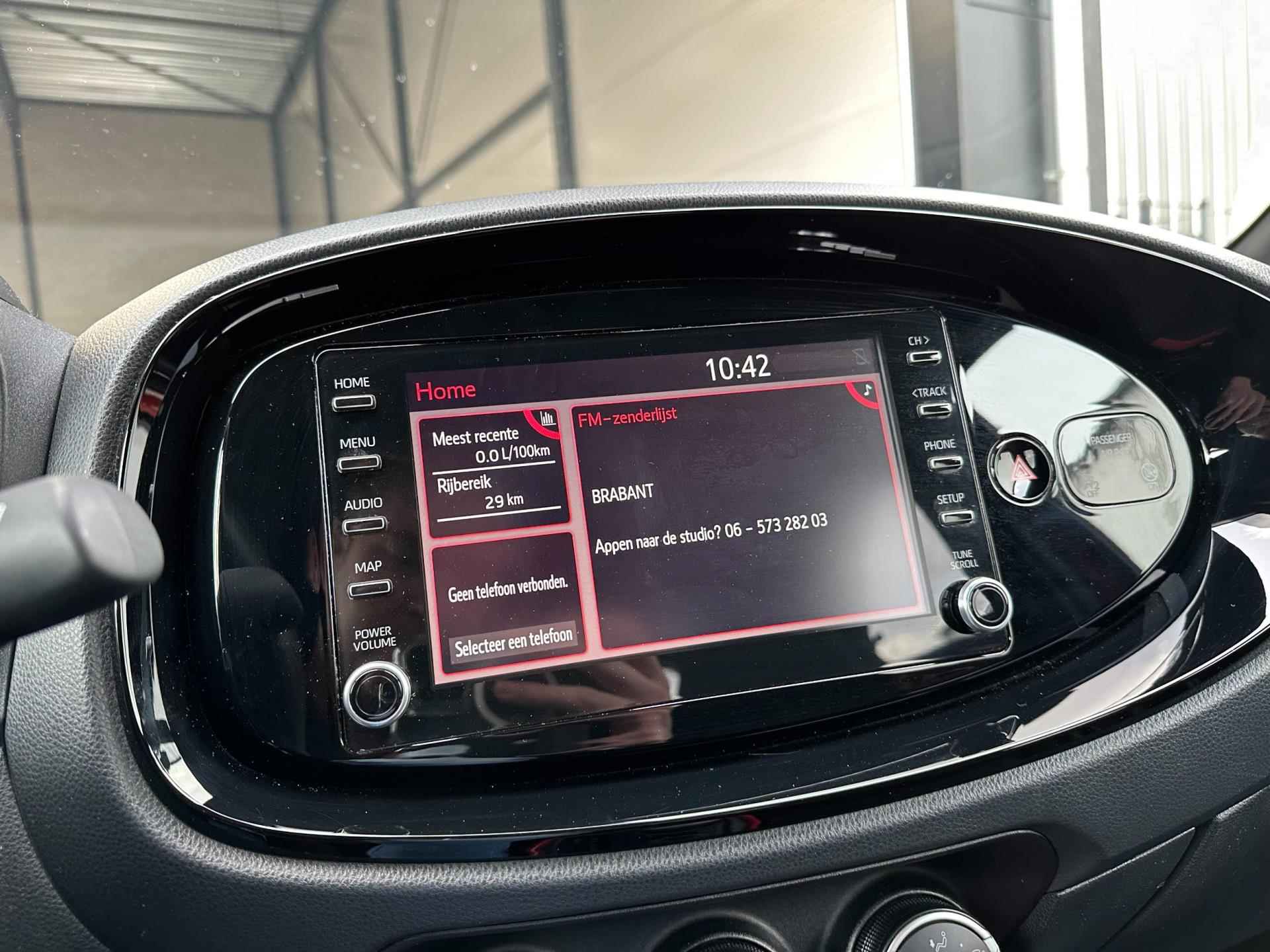 Toyota Aygo X 1.0 VVT-i S-CVT + Camera | LED | Cruise | Lane Assist | Stoelverwarming | Rijklaarprijs - 21/26