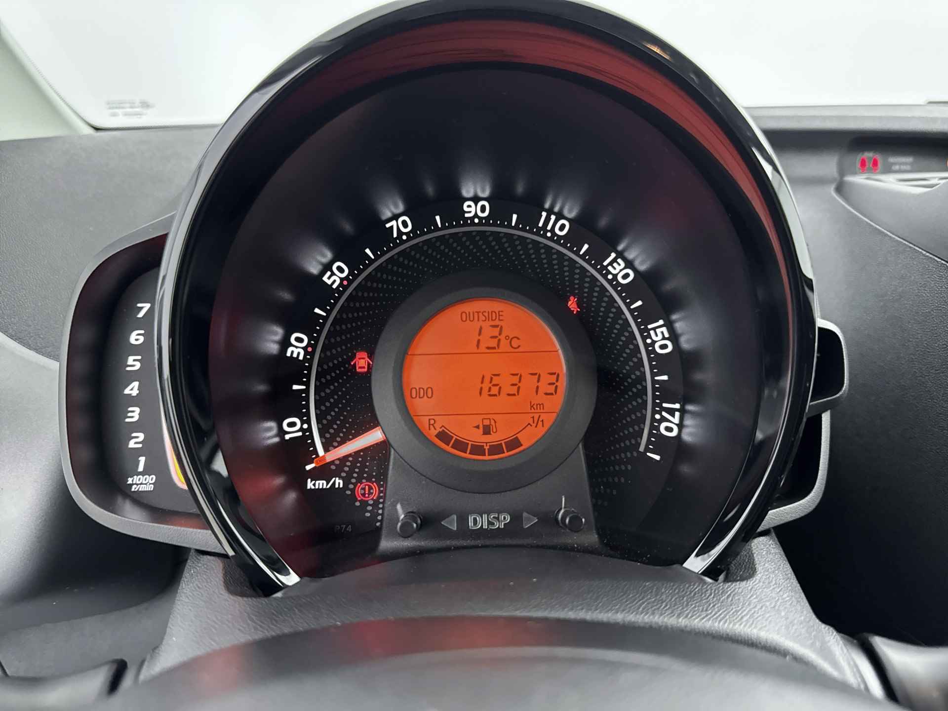 Toyota Aygo 1.0 VVT-i x-play | 1e Eigenaar | Parkeercamera | - 7/42