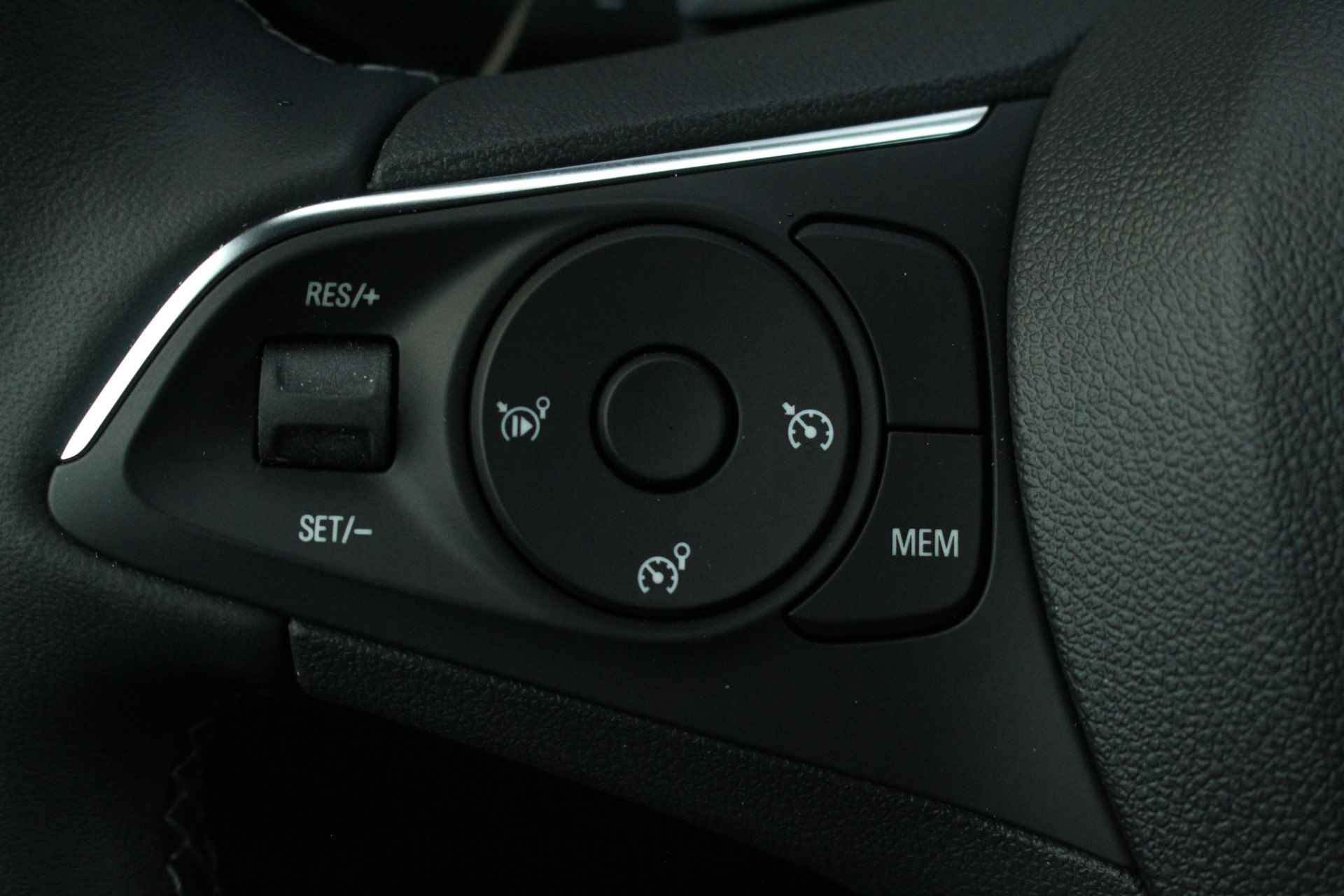 Opel Mokka 1.2 130PK EAT8. Turbo Level 3 | Cruise | Carplay | Camera | LED | LMV | Climate - 28/35