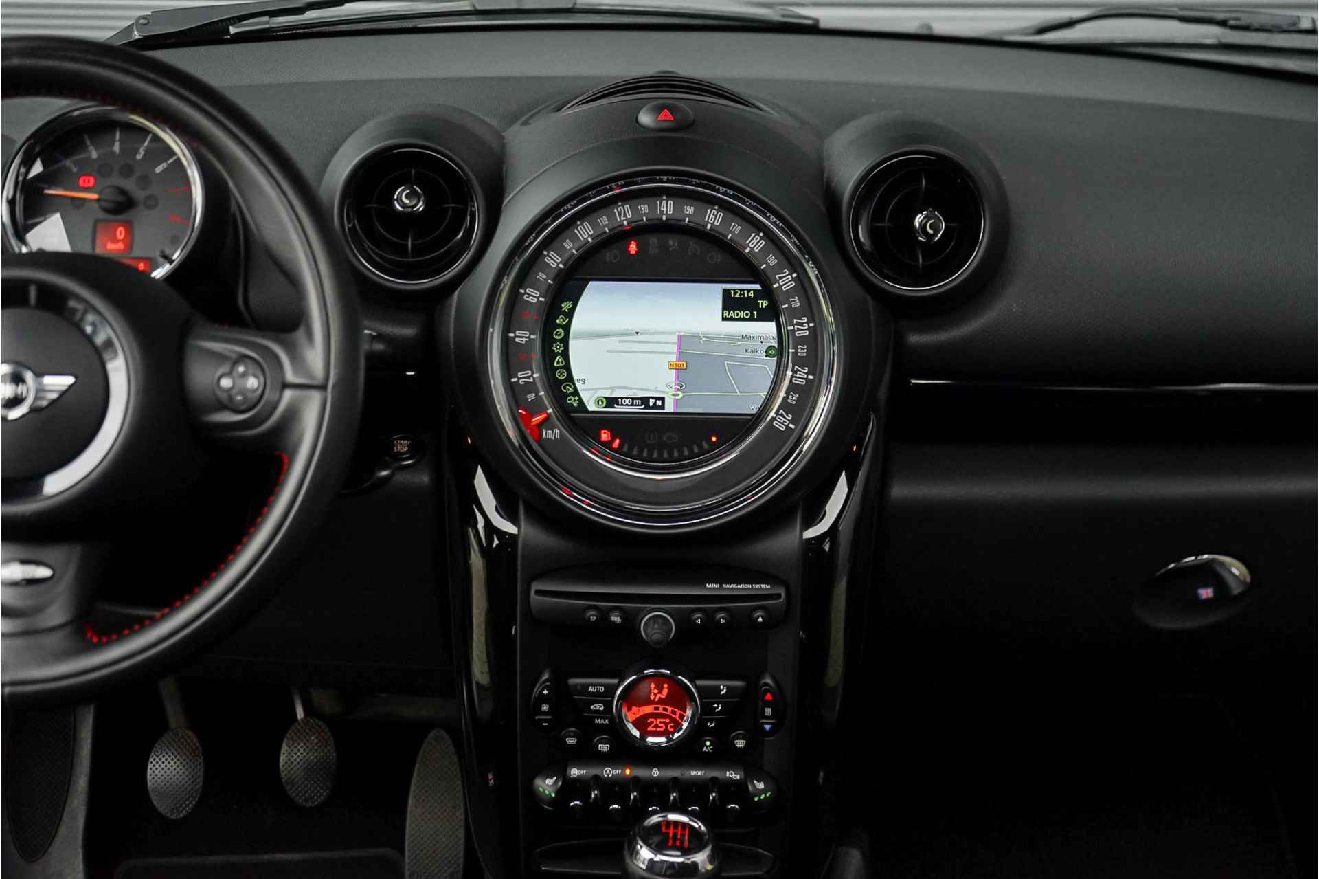 MINI Countryman 1.6 Cooper Chili Pano Leder Navi Stoelverwarming 19" - 25/37