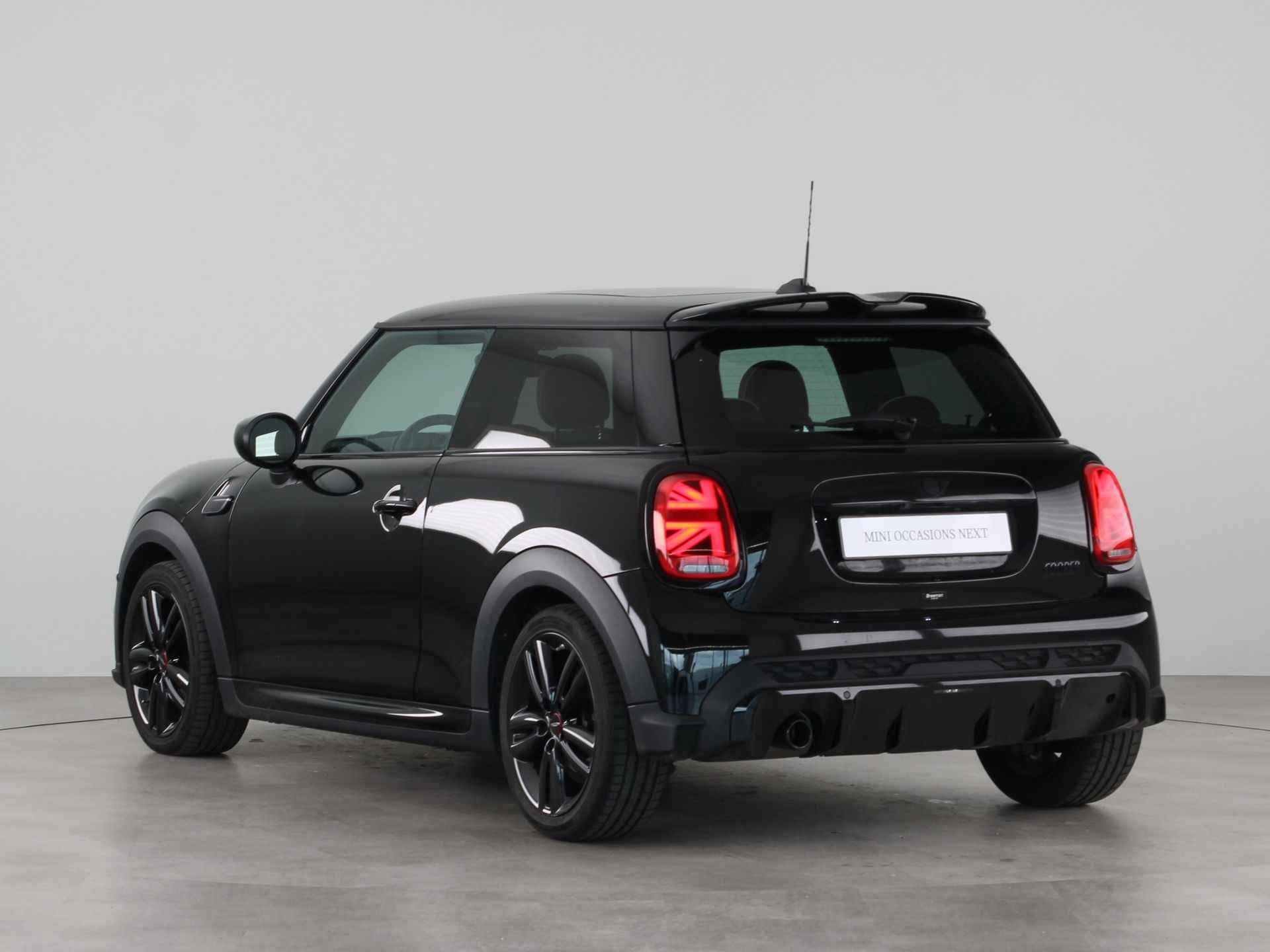 MINI 3-deurs Cooper John Cooper Works Trim Aut. - 12/24