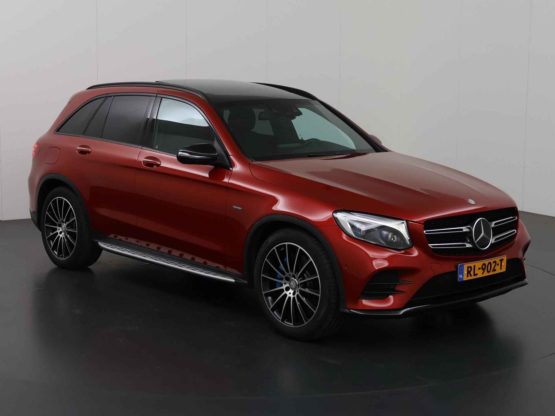 Mercedes-Benz GLC-klasse 350e 4MATIC Business Solution AMG | Luchtvering | Ele. wegklapbare trekhaak | Camera | Burmester Audio | HUD | Panoramadak | Adaptieve Cruise Control | Lederen Interieur | - 24/53