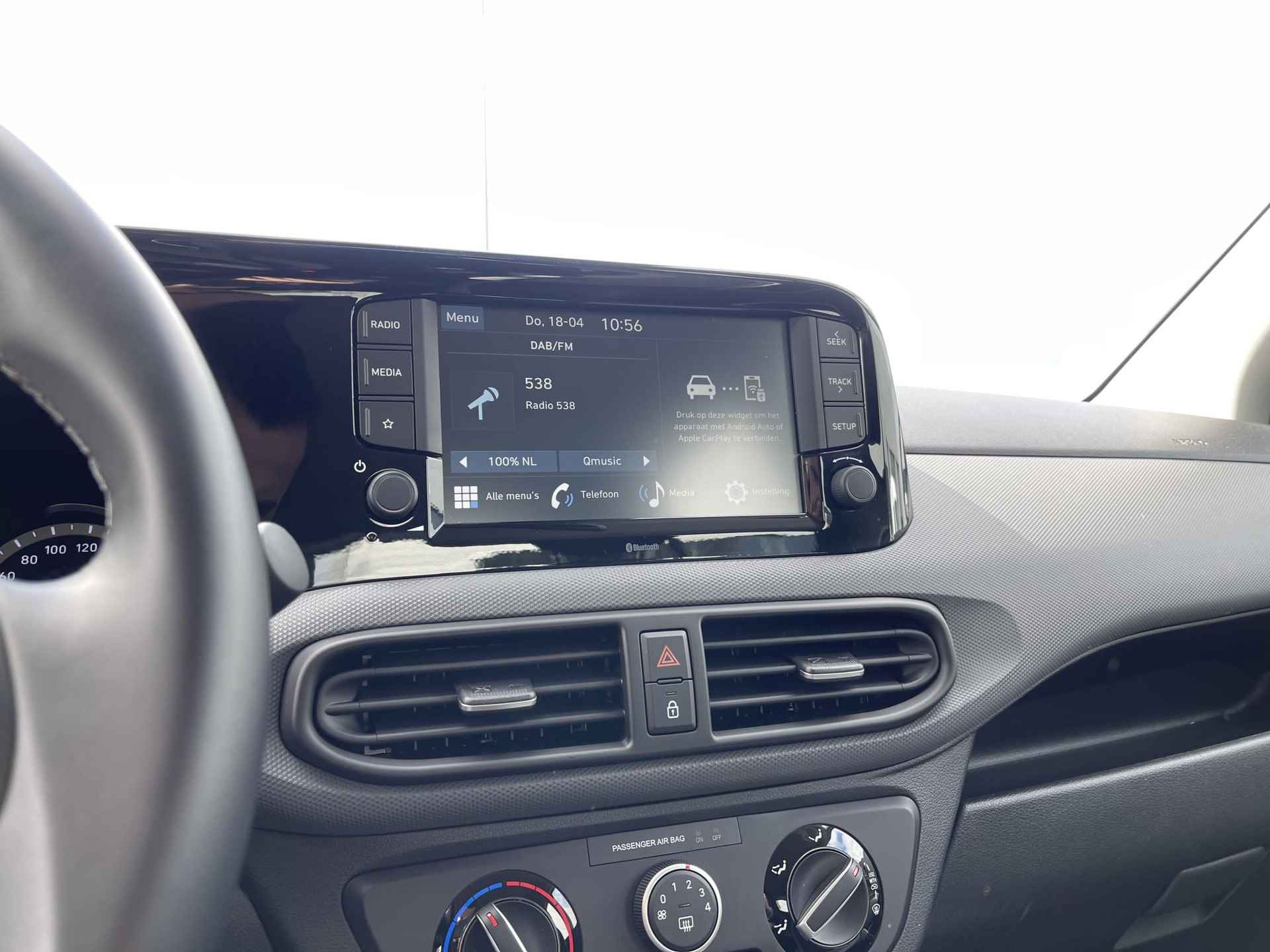 Hyundai i10 1.0 Comfort | Apple Carplay/Android Auto | Camera | Cruise Control | Airco | Bluetooth Tel. | DAB | Rijklaarprijs! - 16/24