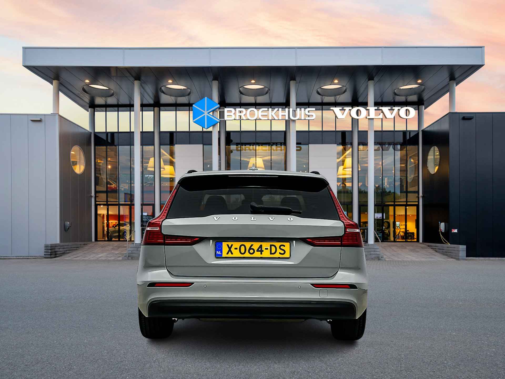 Volvo V60 B3 Essential Edition | Google | Leder | Getint glas | Parkeercamera | Parkeersensoren - 7/28