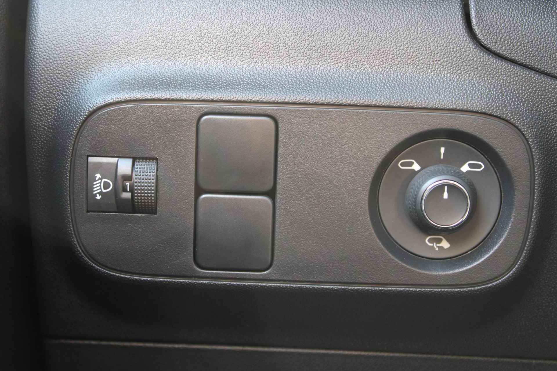 Citroen C3 1.2 PT 83 Feel | Apple Carplay | Cruise & Climate Control | Rijklaarprijs - 9/21