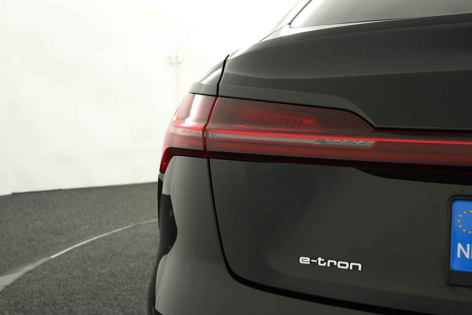 Audi e-tron Sportback 55 quattro Business edition Plus 95 kWh - 33/53