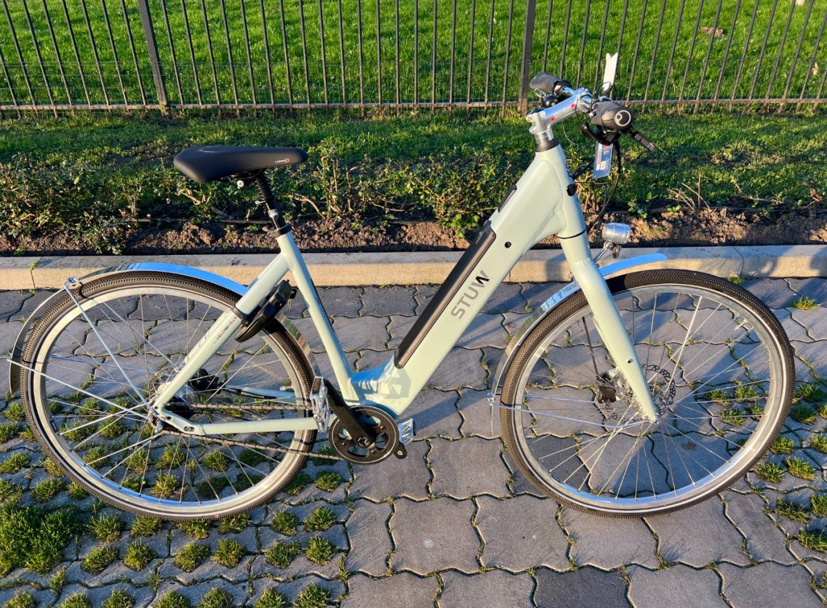 Stuw UEF400 Urban 430Wh Dames Ice Blue Glans 53cm 2023