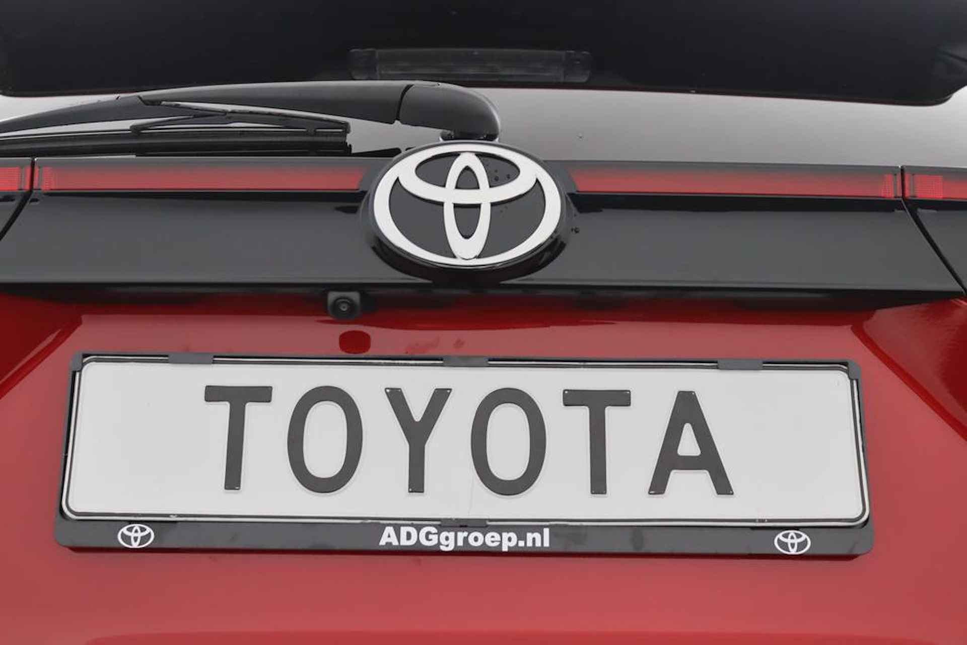 Toyota Yaris Cross 1.5 Hybrid 115 First Edition | Comfort Pakket | Nieuwe Auto | Zeer Compleet | 10 Jaar Garantie | - 35/43