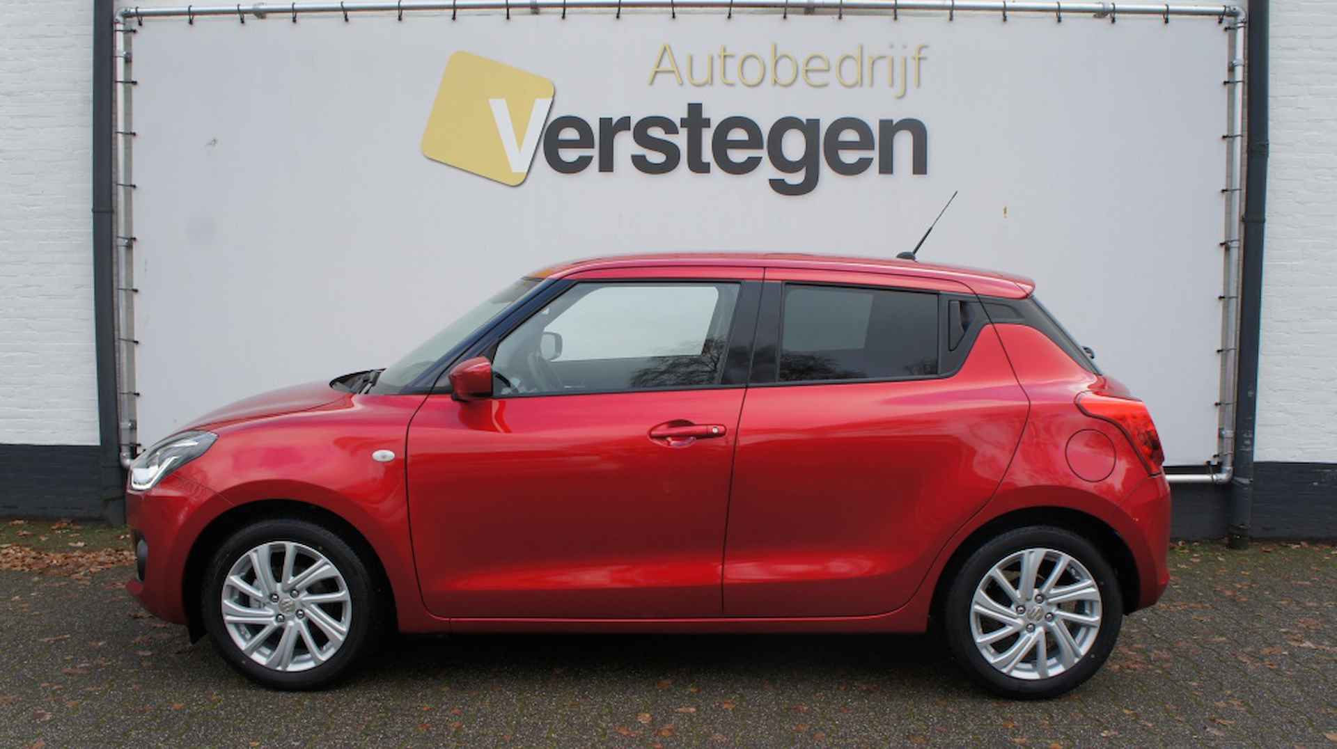 Suzuki Swift 1.2 Smart Hybrid Select - 5/20