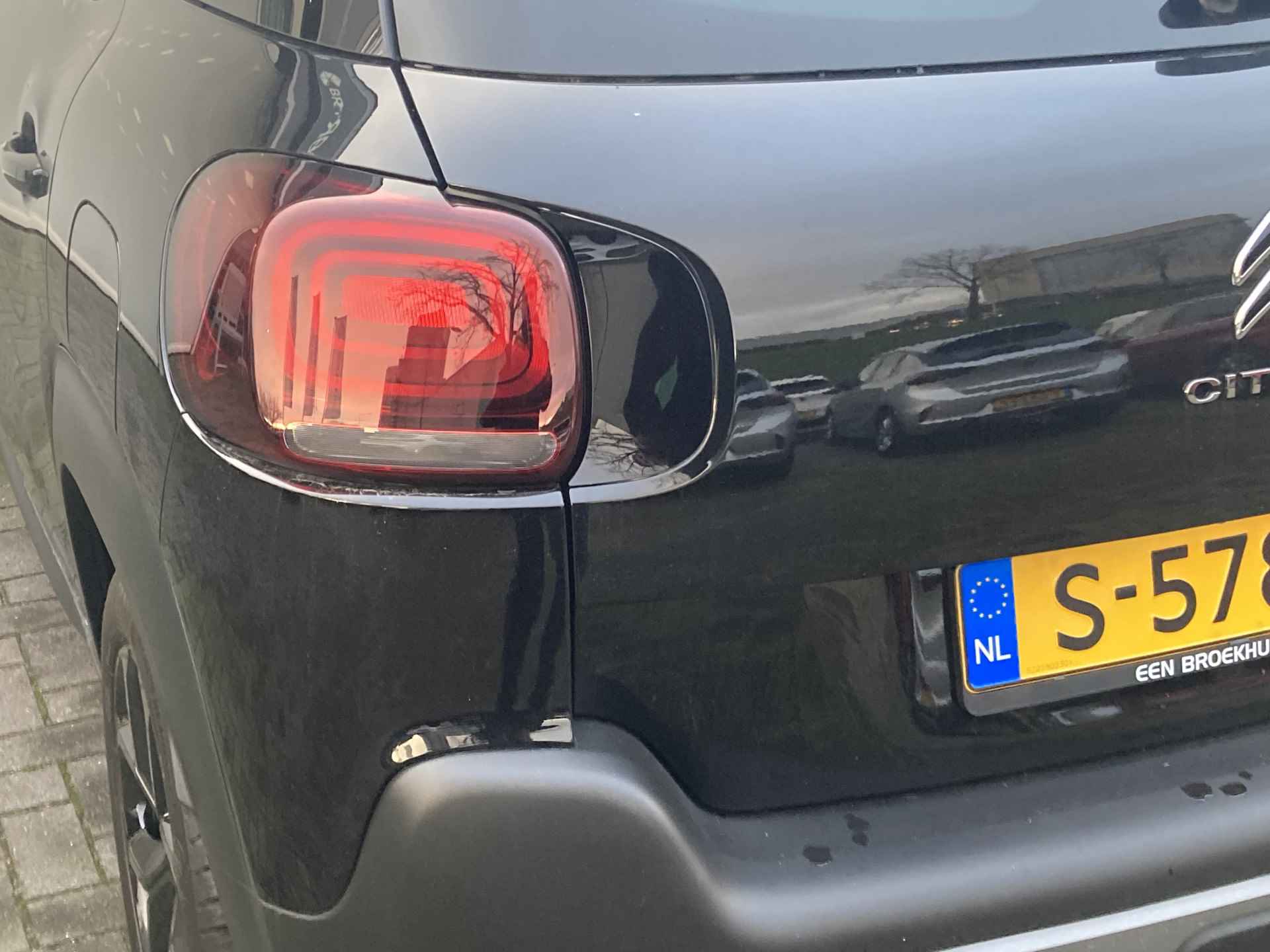 Citroën C3 Aircross 1.2 PureTech Shine - 32/37