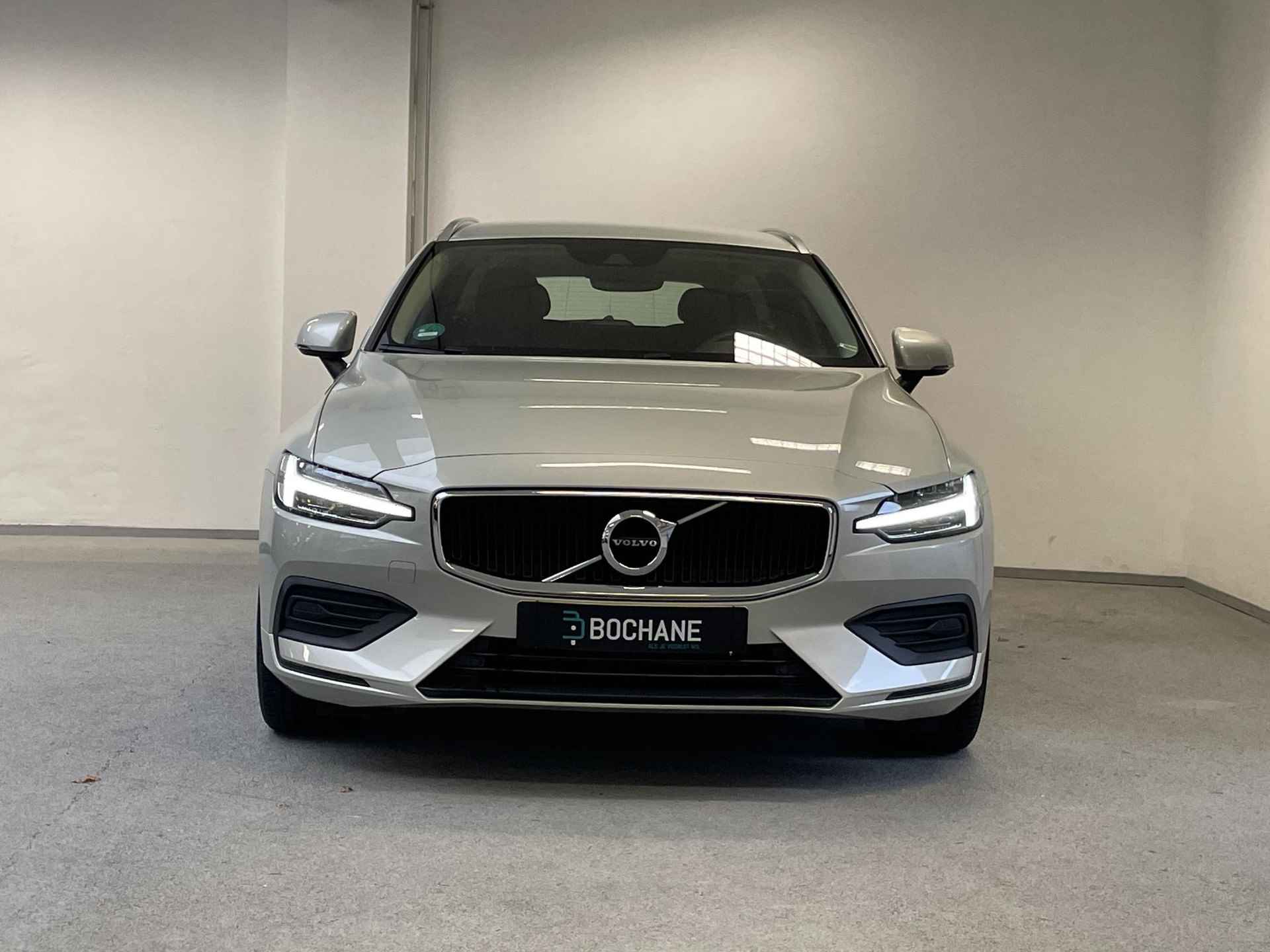 Volvo V60 2.0 T4 Momentum Pro | 1e-EIG. | STANDKACHEL | DEALERONDERHOUDEN | - 8/44