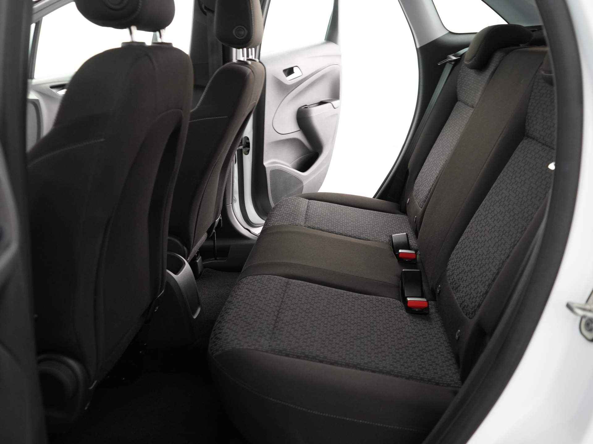 Opel Crossland X 1.2 Innovation | Parkeersensoren achter | Airco | Cruise controle | Apple carplay/ Android auto - 11/29