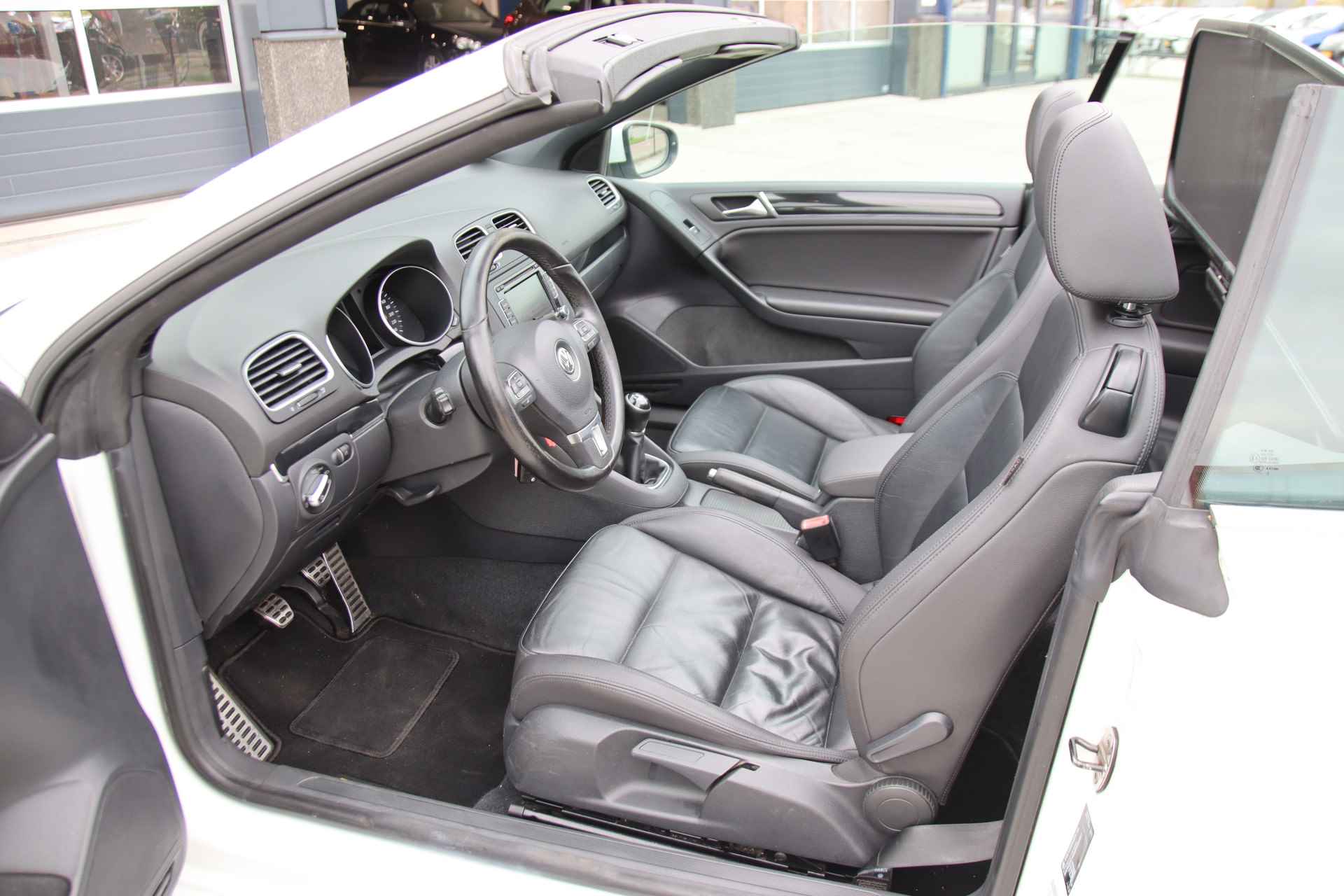 Volkswagen GOLF Cabriolet 2.0 TDI Highline Bluemotion Leder, 2x PDC, Stoel vw, Xenon, BOMVOL! WINTERSALE! - 9/48