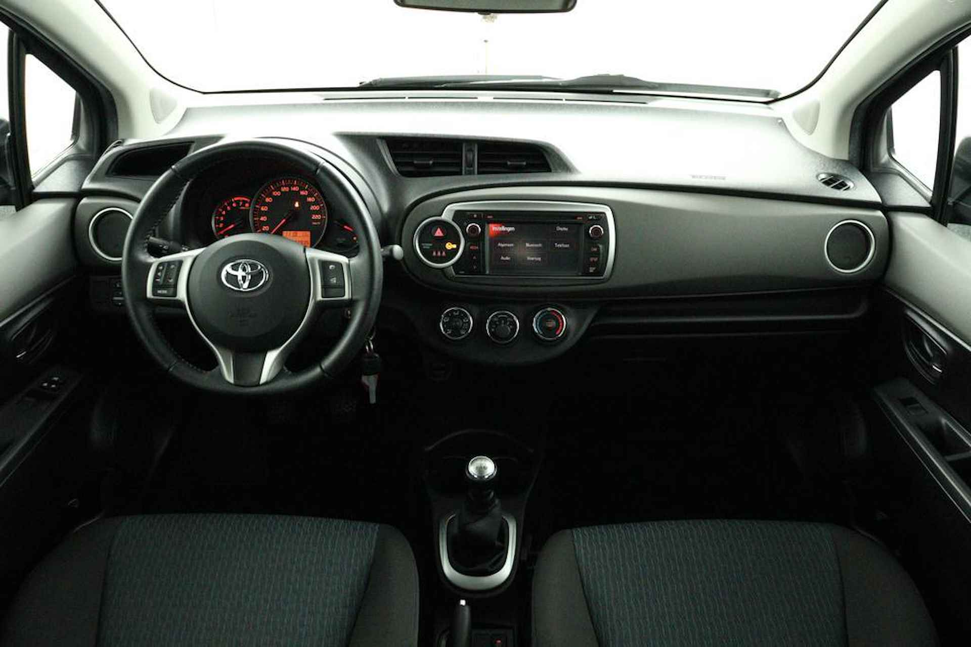 Toyota Yaris 1.0 VVT-i ASPIRATION | Airco | Parkeercamera | Cruise-Control | - 4/45