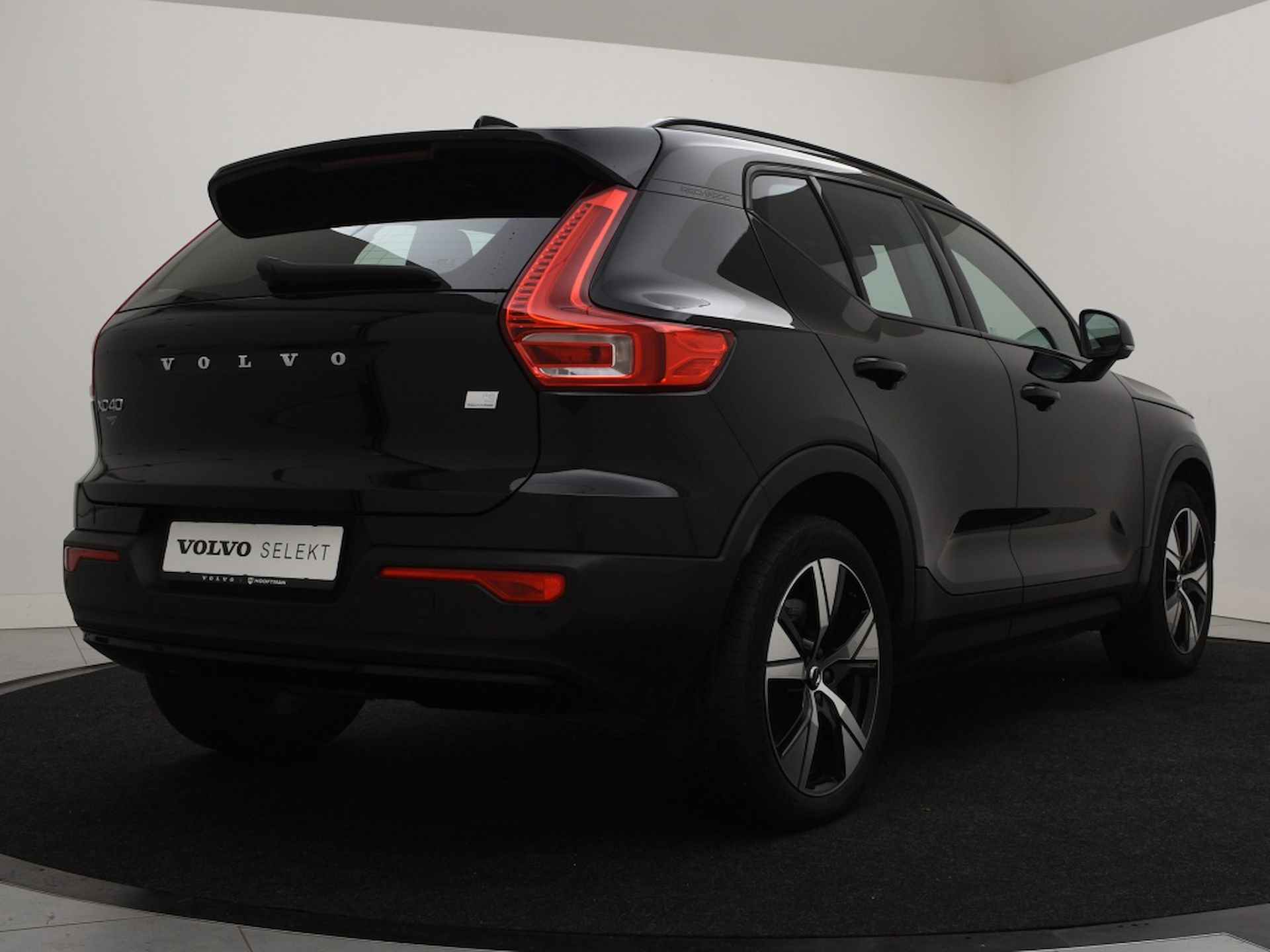 Volvo XC40 RECHARGE P8 LEDER STOELVERWARMING ACC BLIS KEYLESS - 3/35