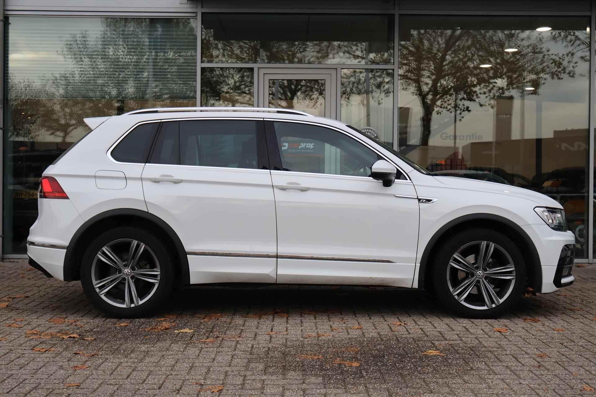 Volkswagen Tiguan 1.5 TSI R-Line 130pk | Virtual | Keyless | LED | Climate | Navi | ACC | Trekhaak - 10/24