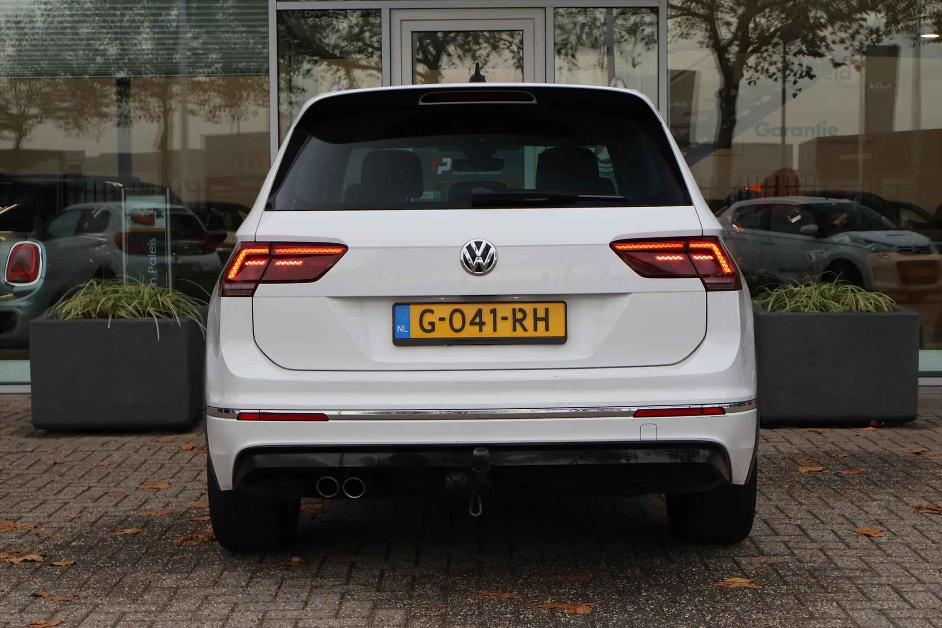 Volkswagen Tiguan 1.5 TSI R-Line 130pk | Virtual | Keyless | LED | Climate | Navi | ACC | Trekhaak - 13/24