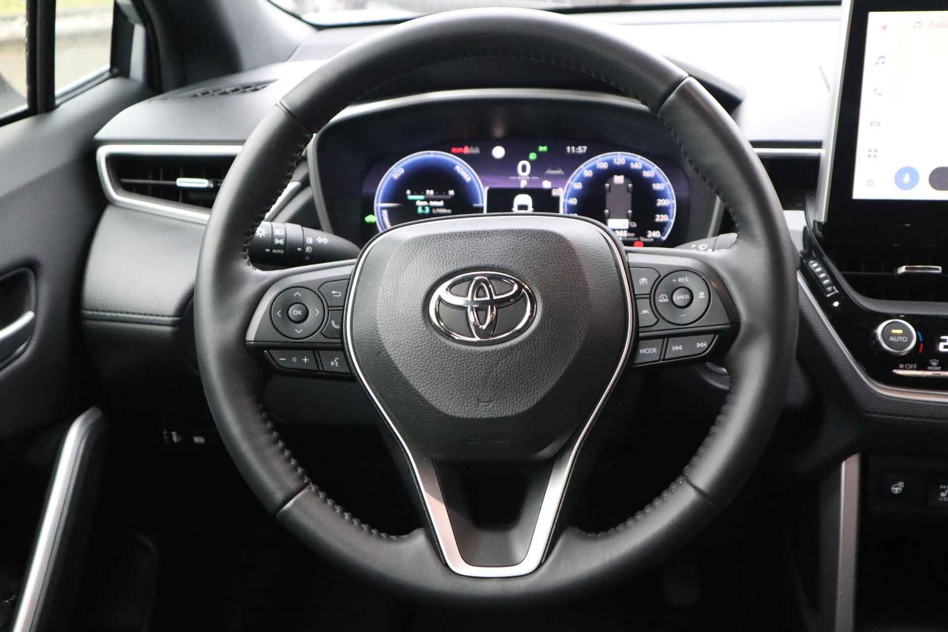 Toyota Corolla Cross Hybrid 200 Business Plus APPLE/ANDROID STOEL/STUURVERW. BLISS P-SENSOREN CAMERA DAB AD-CRUISE - 18/35