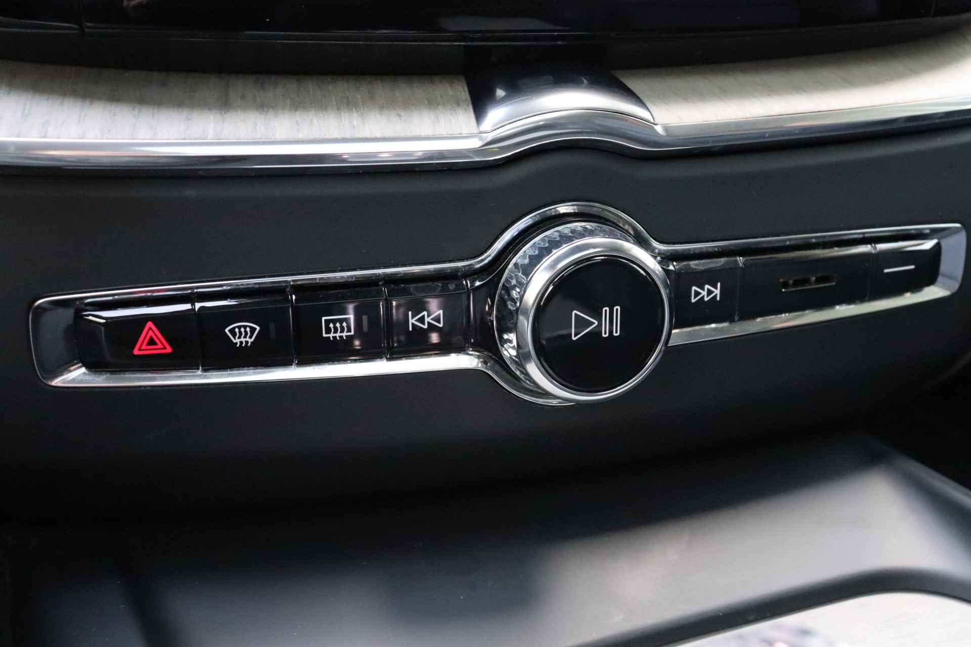 Volvo XC60 T6 AWD Recharge Inscription | Bowers & Wilkins | Luchtvering | Trekhaak | Stoelventilatie | Stoelmassage | Full LED Meesturende - 67/81