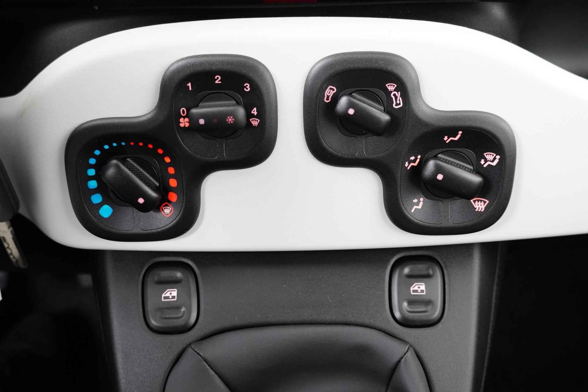 Fiat Panda 1.0 Hybrid Pandina Cruise control | Apple carplay/Android auto | Parkeersensoren - 14/17