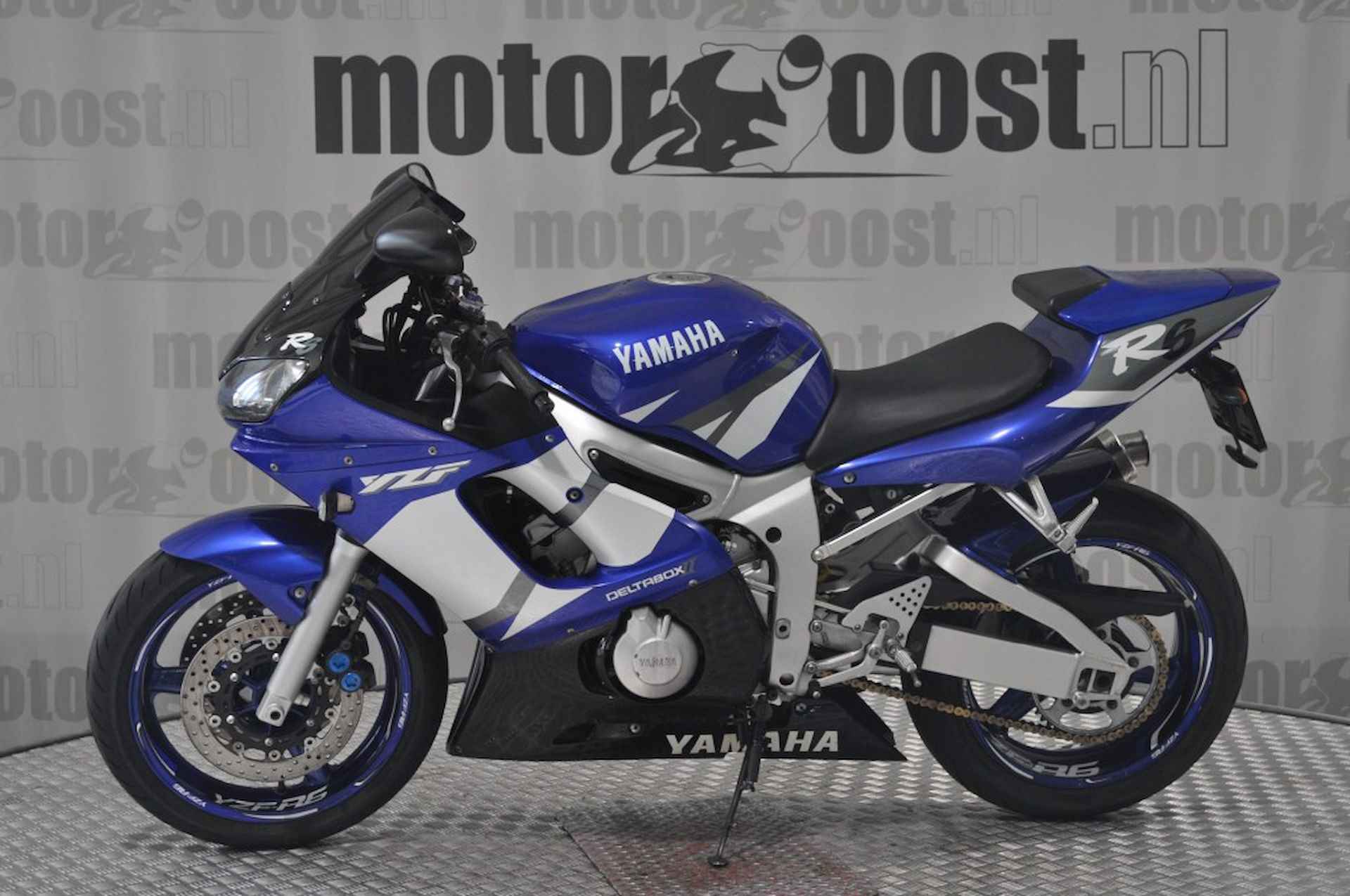 YAMAHA Yzf   R6