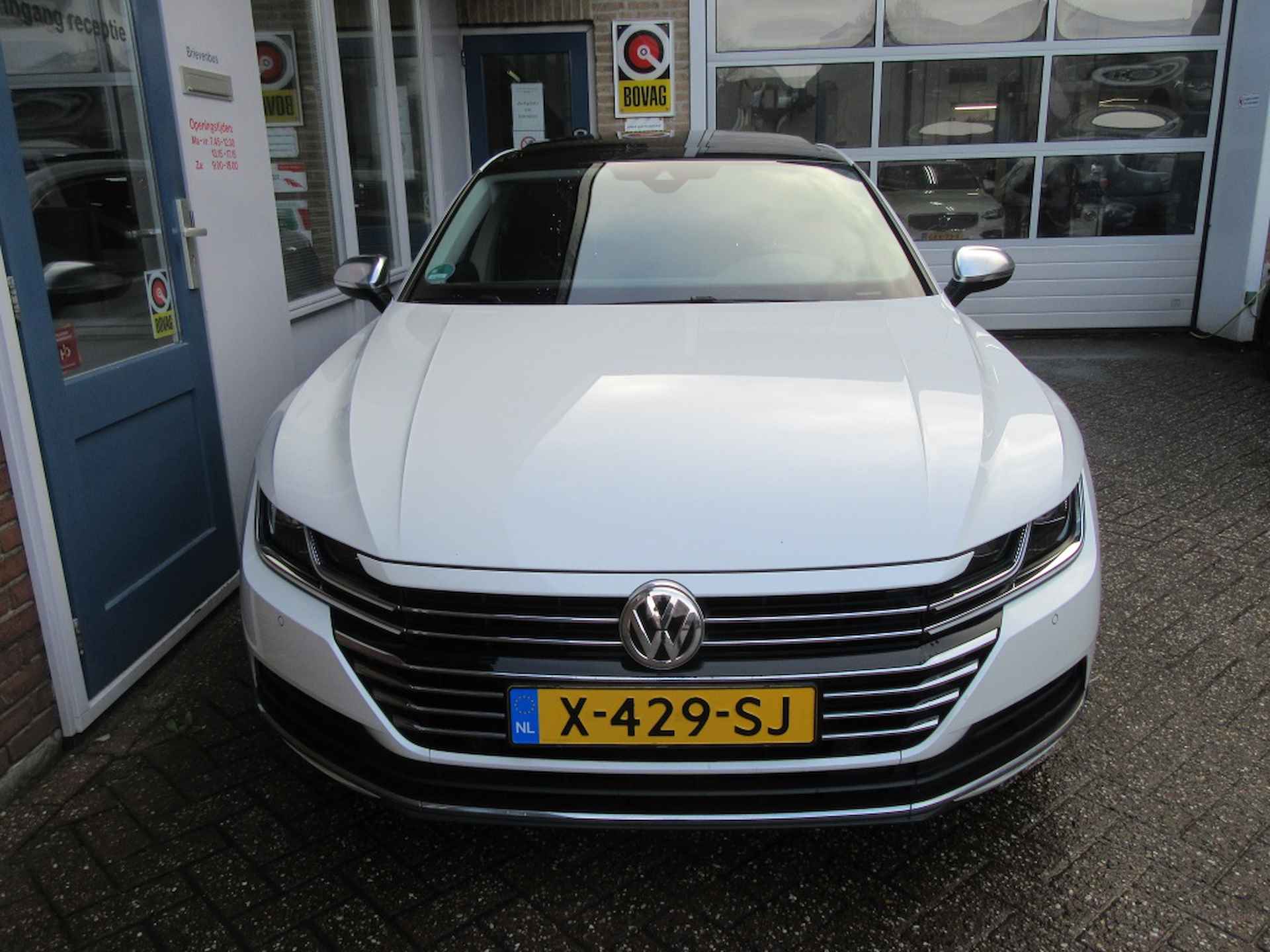 Volkswagen Arteon 1.5 TSI Elegance Bns - 29/31