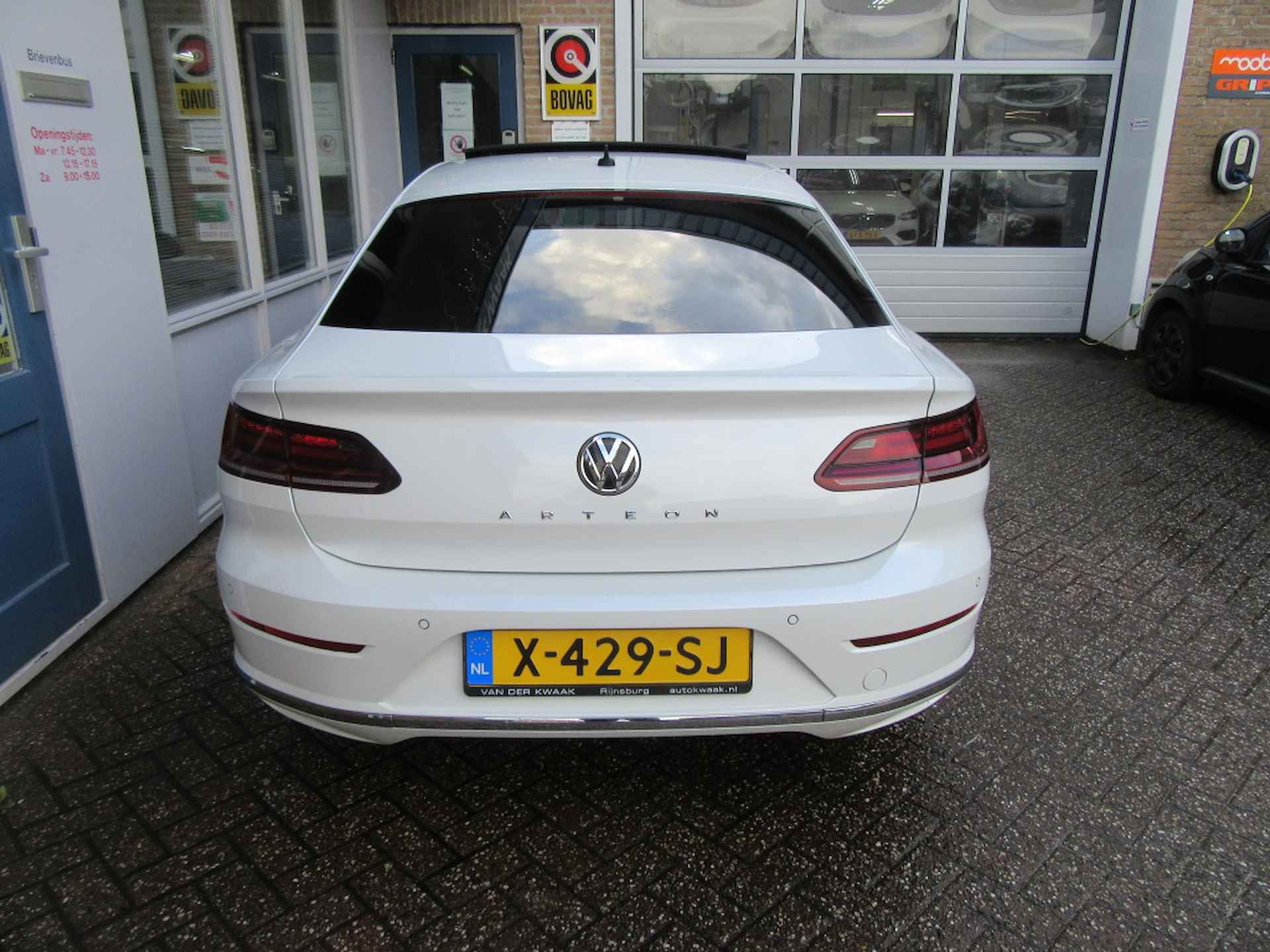 Volkswagen Arteon 1.5 TSI Elegance Bns - 30/31