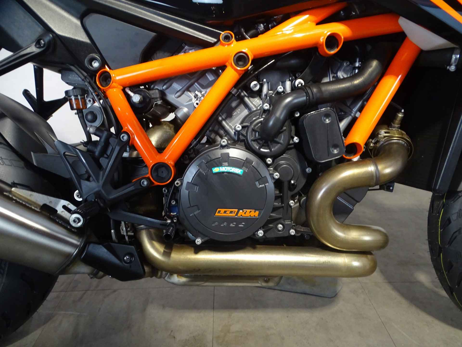 KTM 1290 SUPER DUKE R EVO - 4/9