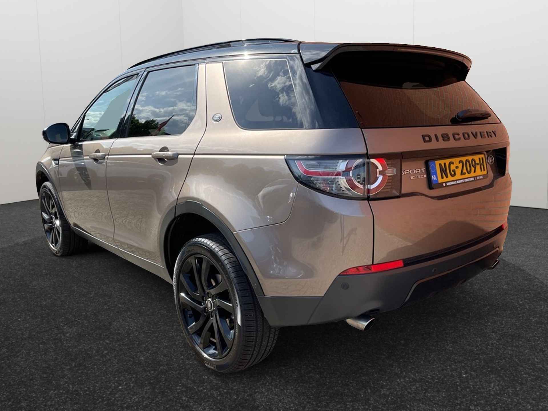 Land rover Discovery Sport 2.0 Si4 4WD HSE Automaat Luxury Black Edition Navi Leder Camera - 3/49