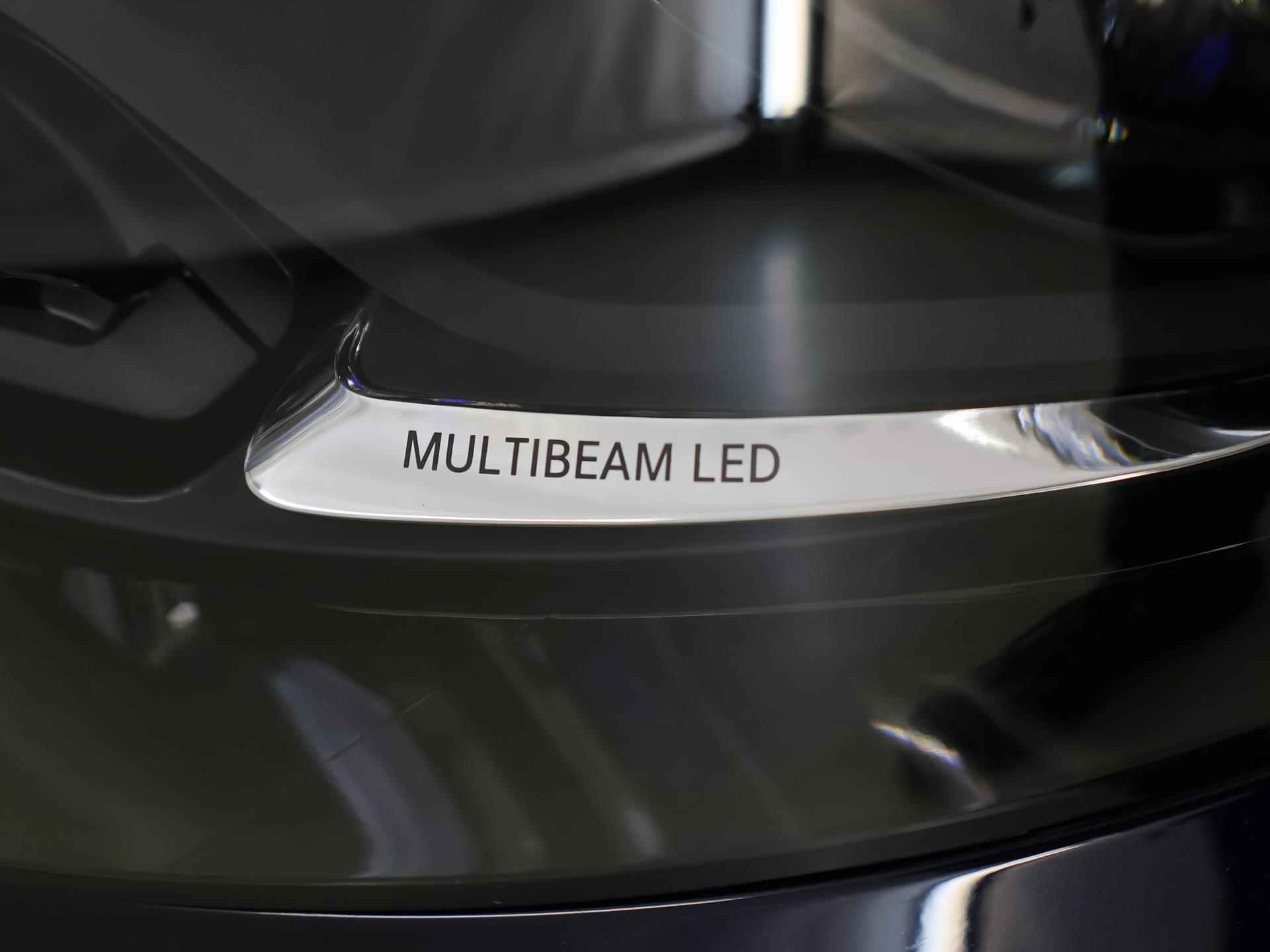 Mercedes-Benz E-klasse 200 Exclusive Line | Panoramadak | Nappa leder | Rij-assistentie[pakket | Luchtvering |Burmester | Multibeam Led | Head-up - 50/52