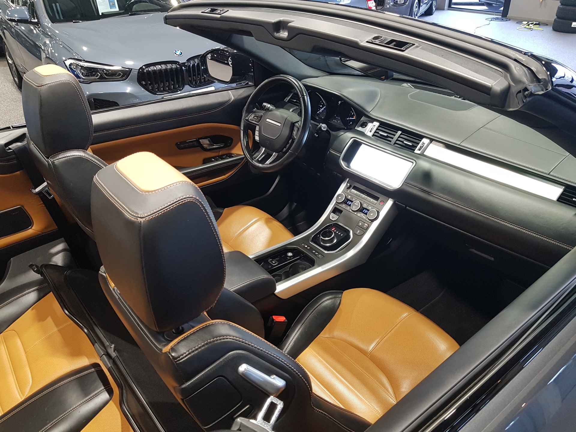 Land Rover Range Rover Evoque Convertible 2.0 Si4 SE Dynamic Volleder | Verw. stoelen/stuur | Navi | Cruise | etc.. - 18/59