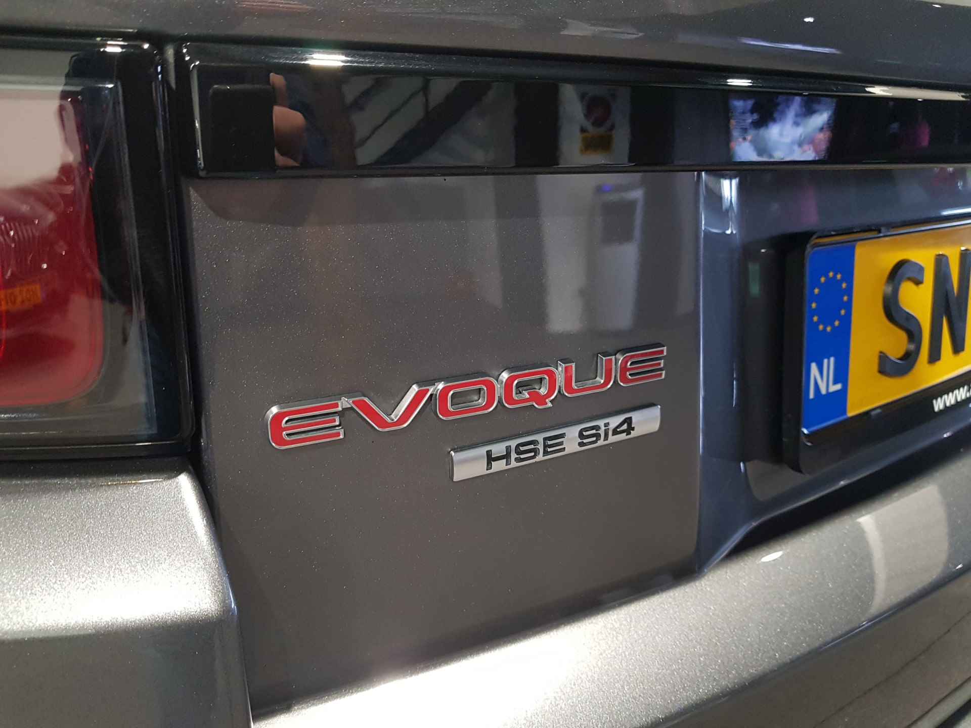 Land Rover Range Rover Evoque Convertible 2.0 Si4 SE Dynamic Volleder | Verw. stoelen/stuur | Navi | Cruise | etc.. - 33/59