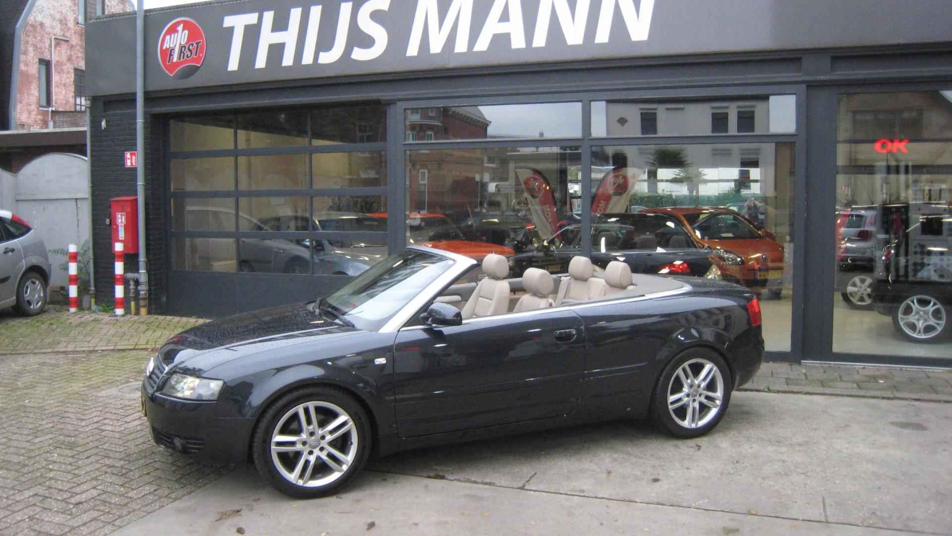 Audi A4 Cabriolet 2.4 V6 Exclusive - 9/17