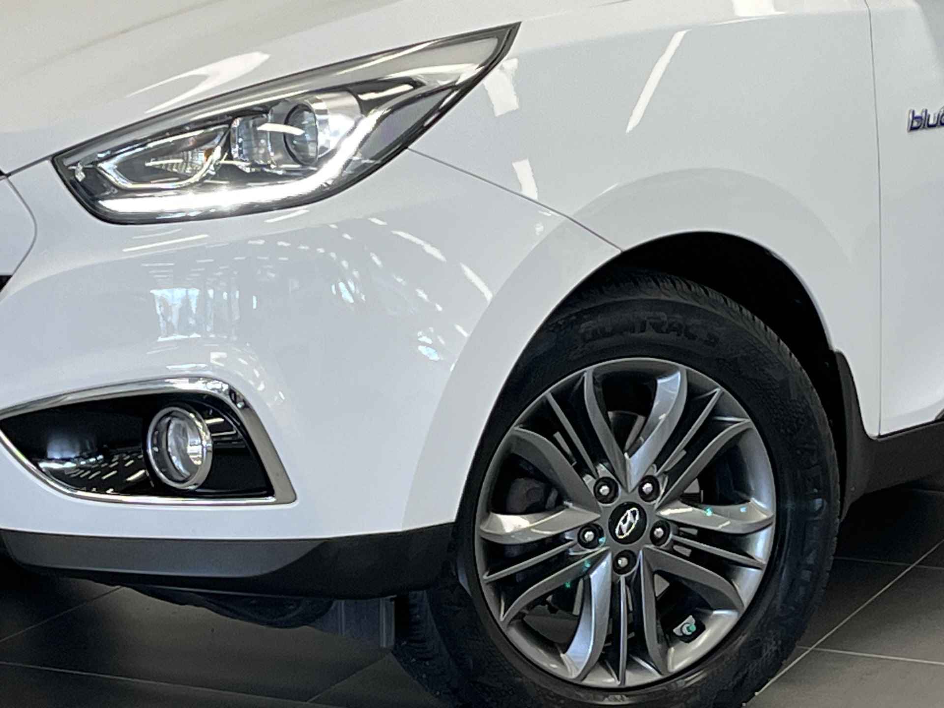 Hyundai ix35 1.6i GDI Go! TREKHAAK | HALF LEDER | ALL SEASON BANDEN | ZEER KNAPPE AUTO! - 12/48