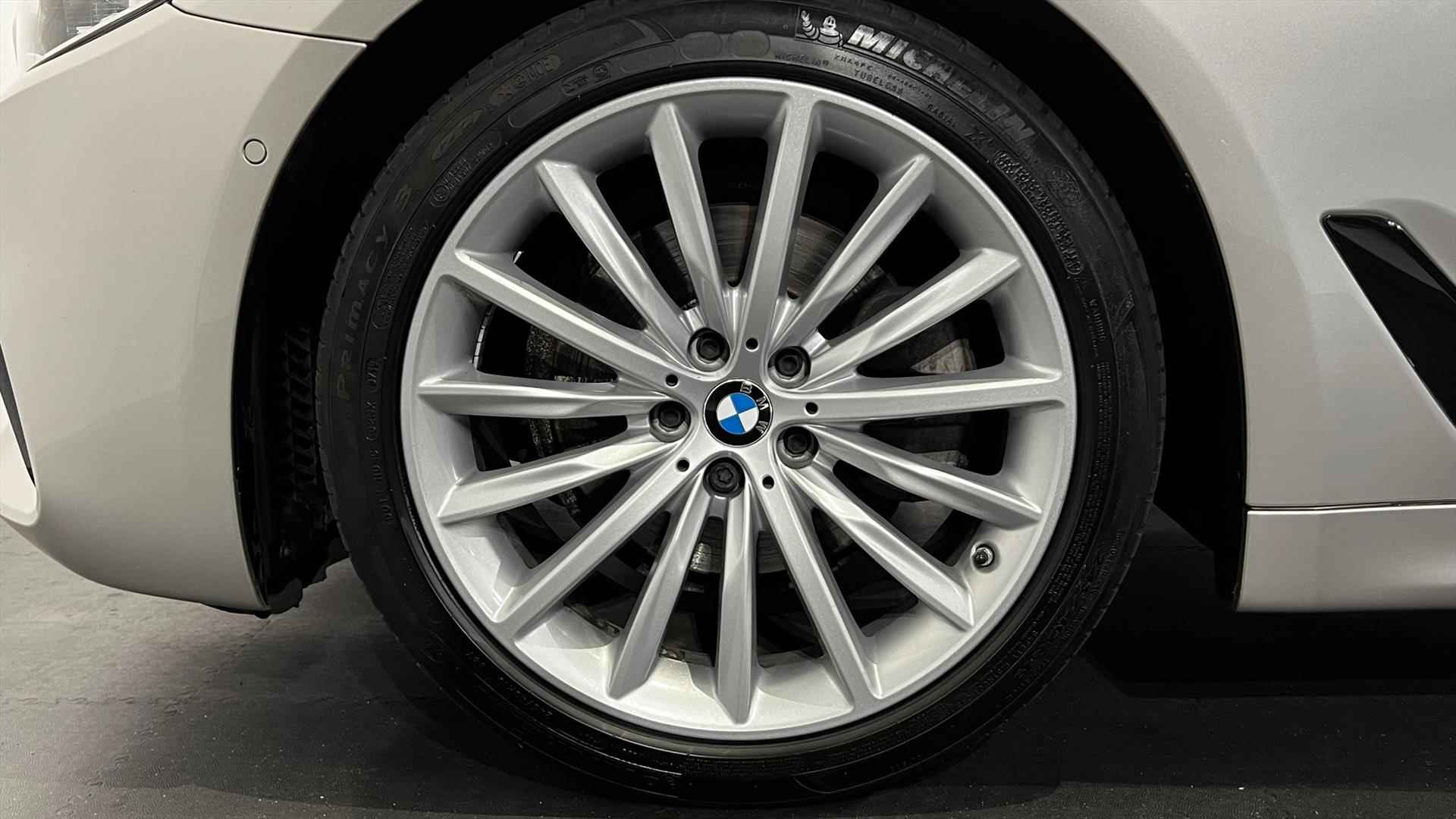 BMW 5-Serie Touring (f11) 520i 184pk Automaat High Executive M Sport - 44/51