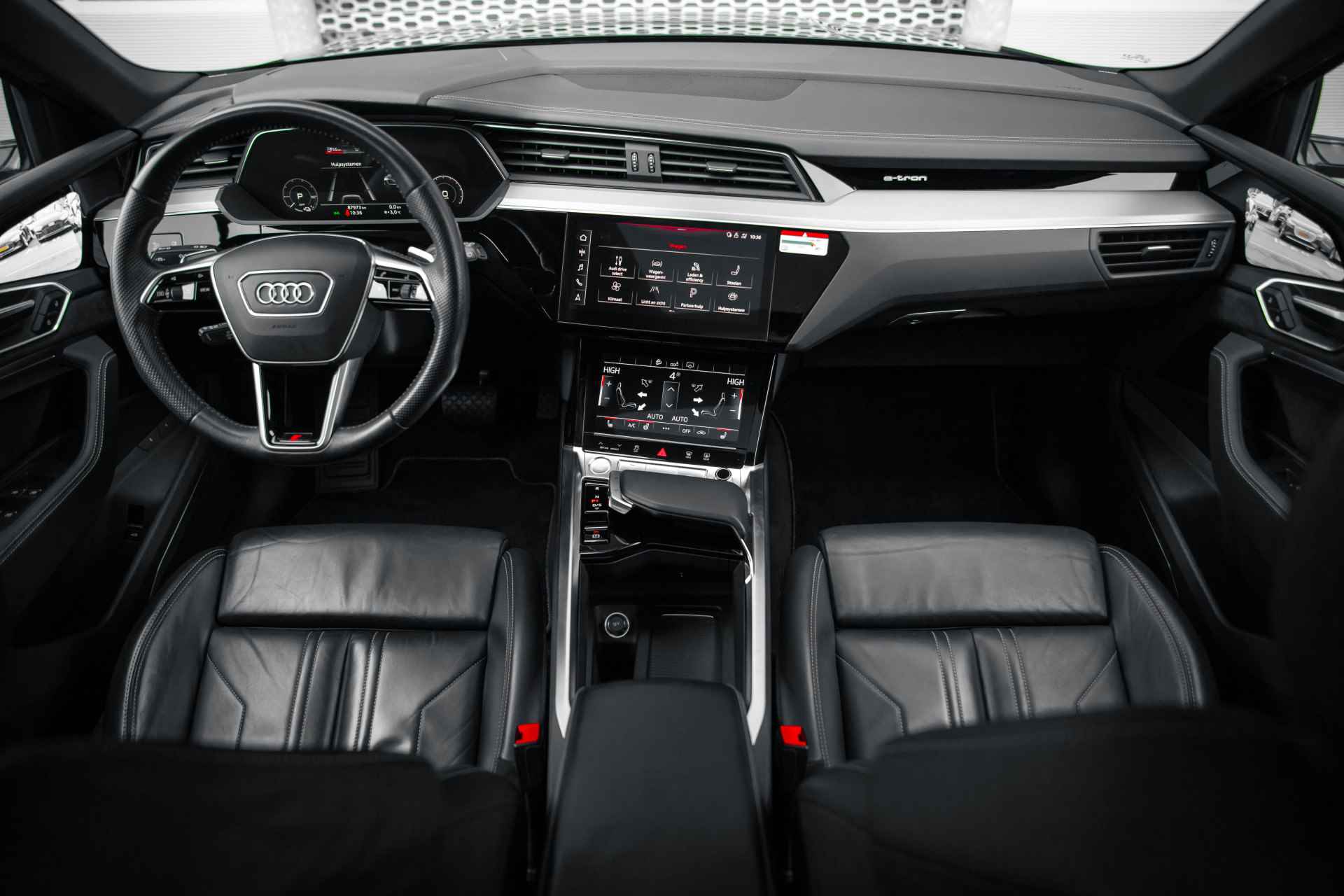 Audi e-tron 55 quattro advanced 95 kWh | S line | Panoramadak | B&O | 360 camera | Leder | 21" | Trekhaak - 10/54