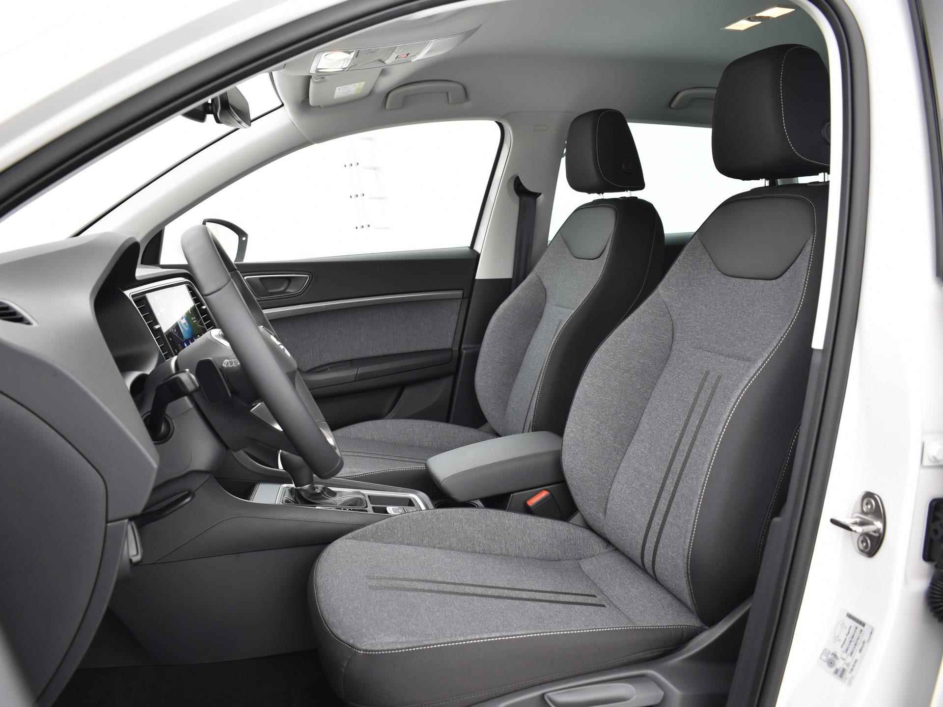 SEAT Ateca Style Business Intense 1.5 110 kW / 150 pk TSI DSG | Safe & Driving Pack M | Verwarmbare voorstoelen | Gratis DSG | 1000,- Euro inruilpremie!! - 11/32