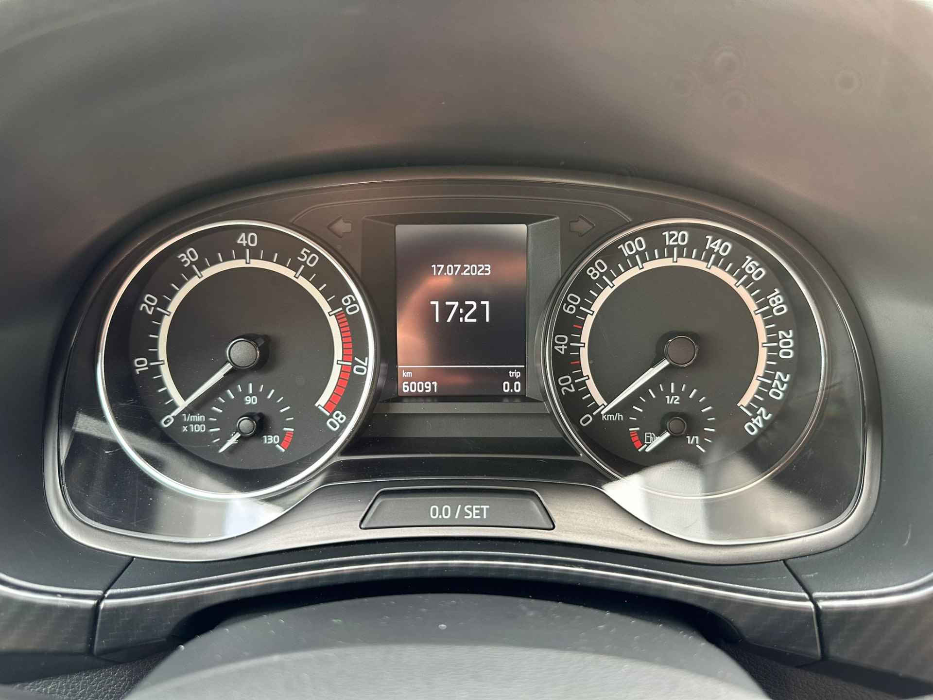 Škoda Fabia 1.0 TSI Monte Carlo NL-Auto / Apple/Android Carplay / 17 inch / Luxe bekleding / Parkeersensoren - 19/21