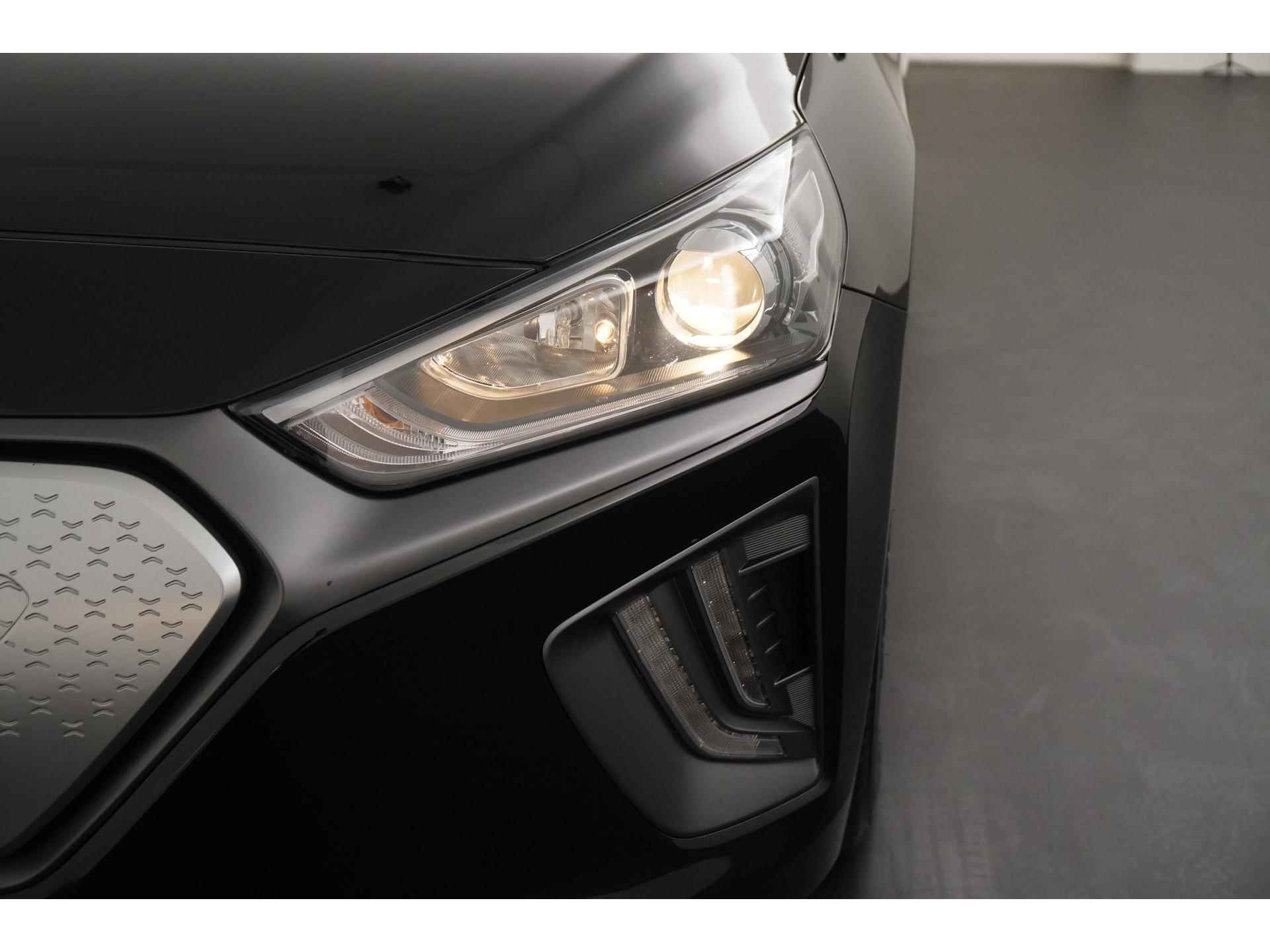 Hyundai IONIQ EV 38 kWh | 17.695 na subsidie | Apple Carplay | Zondag Open! - 23/43