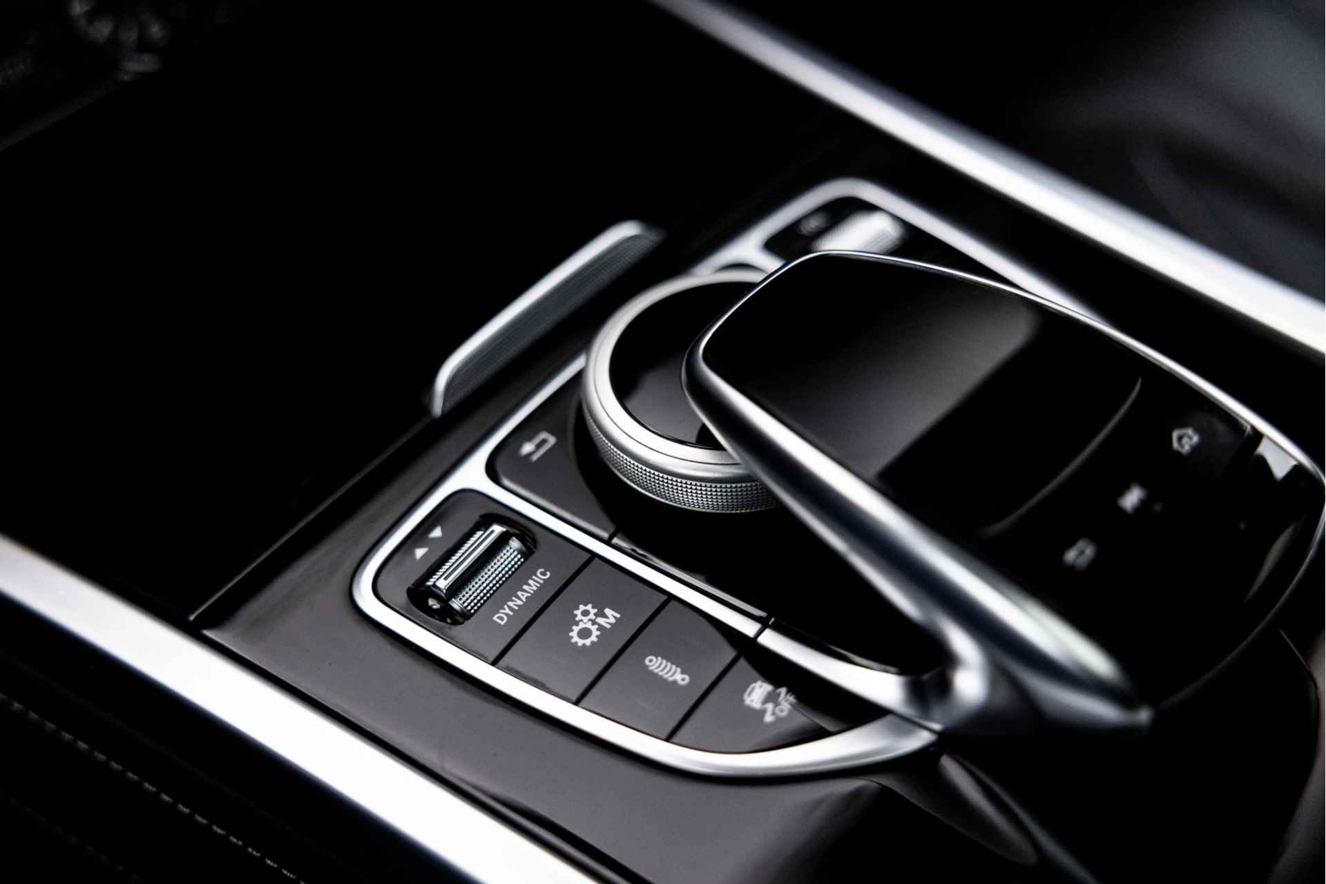 Mercedes-Benz G-Klasse 63 AMG | Designo | Schuifdak | Massage | Koeling - 55/64