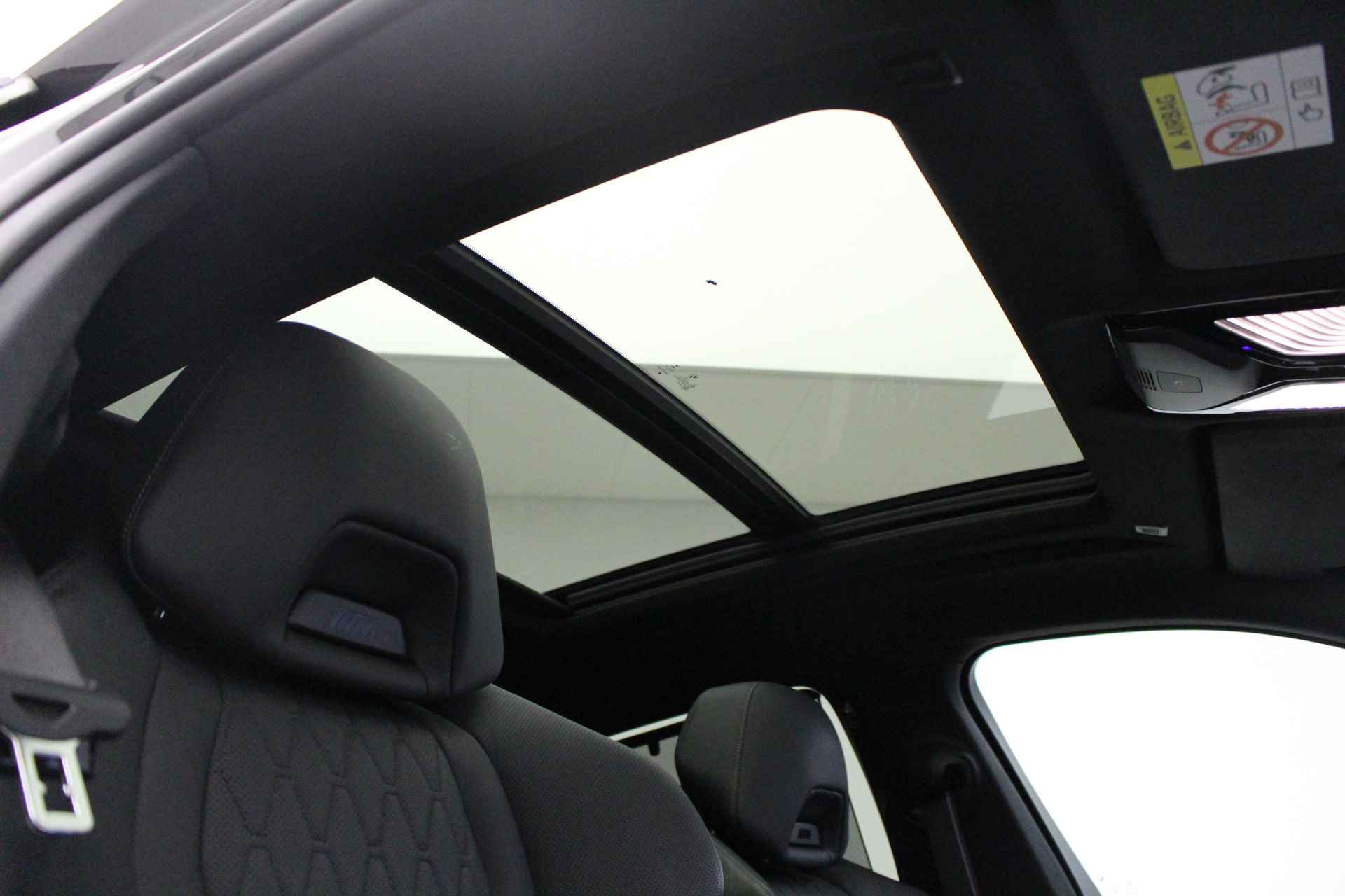 BMW X6 xDrive40i M-Sport | 22" | Stoelventilatie | Standkachel | Panorama | CoPilot | M-Stoelen en Uitlaat - 27/35