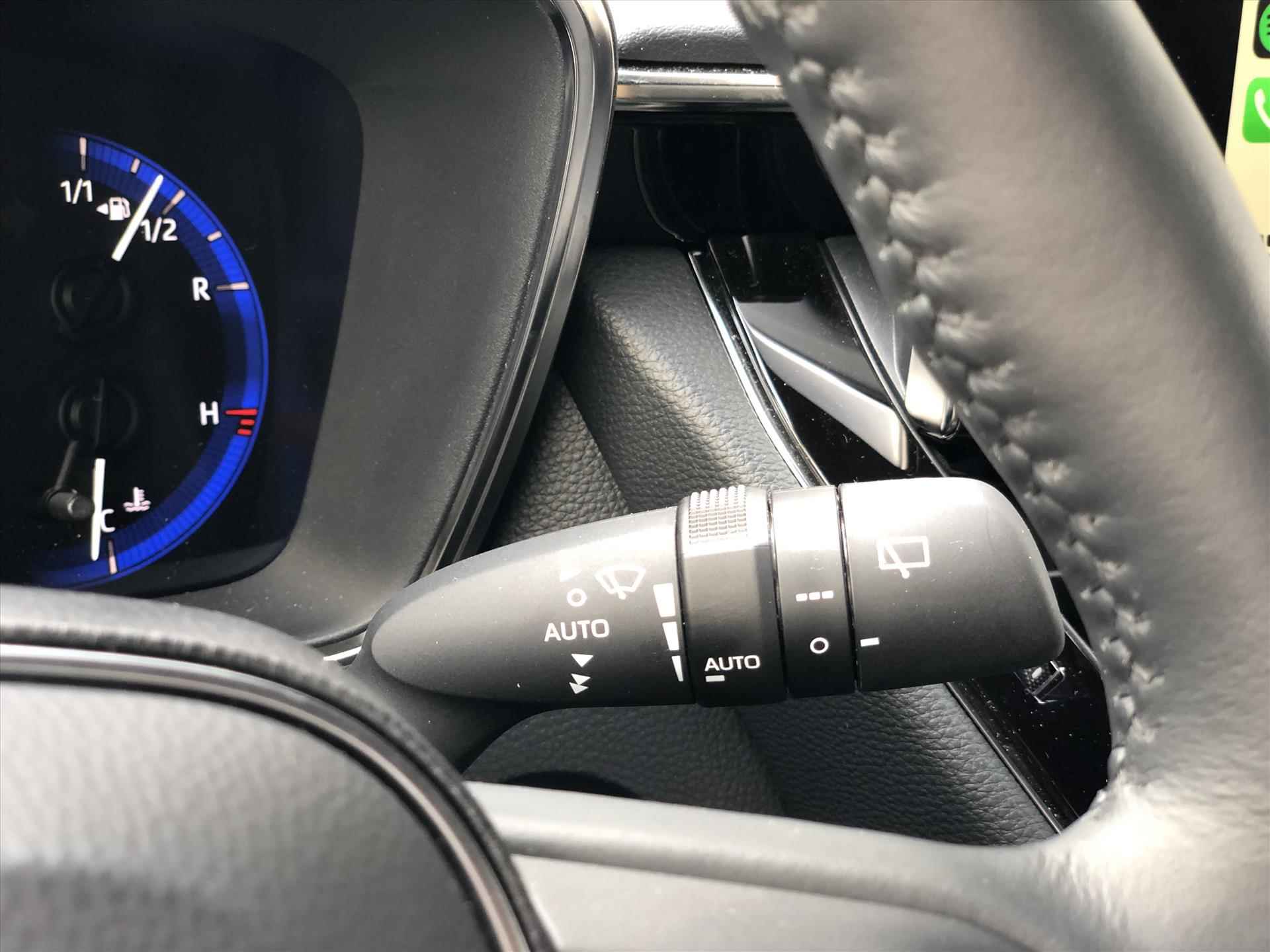Toyota Corolla 1.8 Hybrid Style Plus | Dodehoekherkenning, Nieuwe multimedia, Parkeersensoren, Keyless, Stoel + Stuurverwarming - 28/38