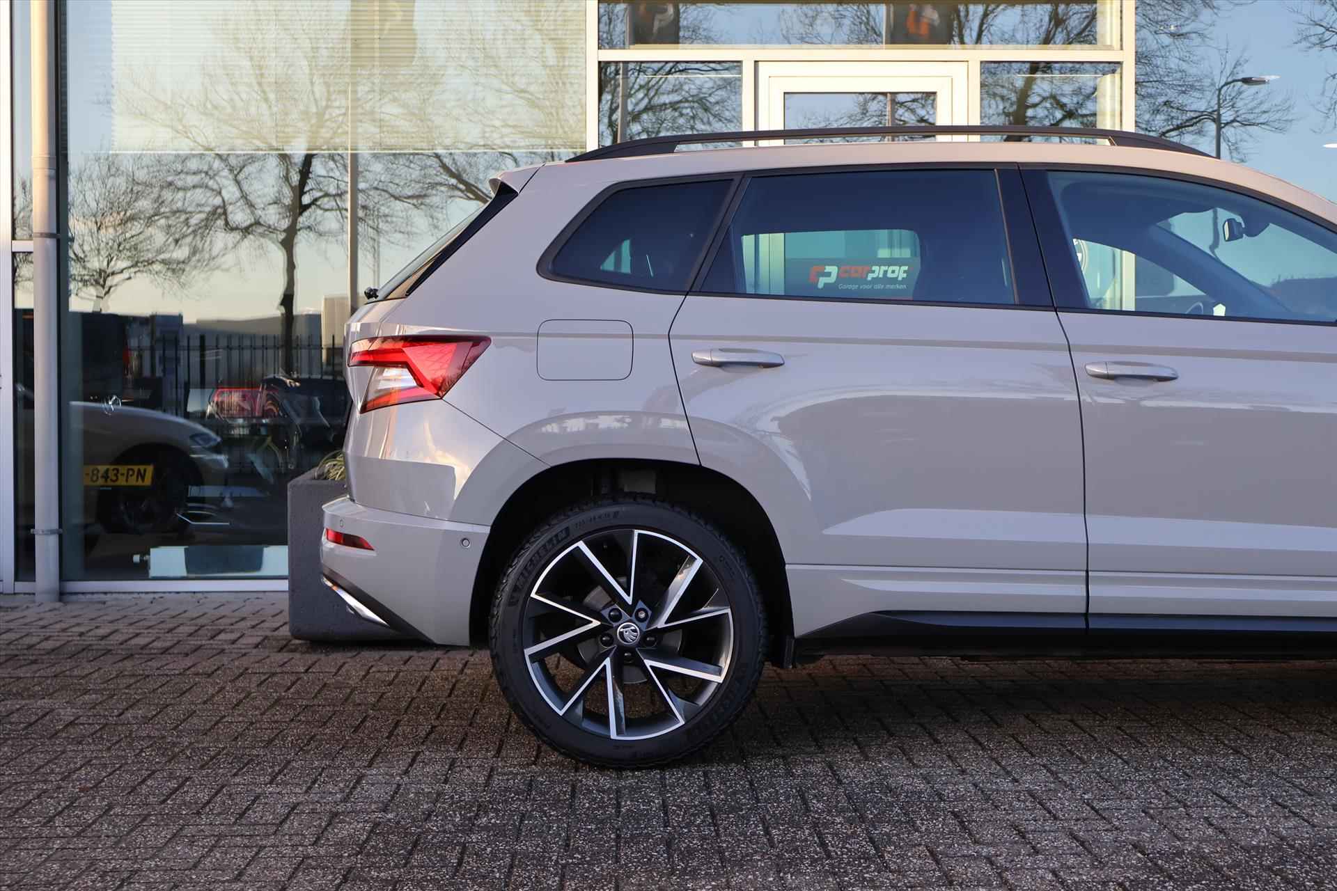 Skoda Karoq 1.5 SportLine TSI ACT Greentech 150pk | Keyless | Virtual | Carplay | Camera | Navi | Climate - 11/49