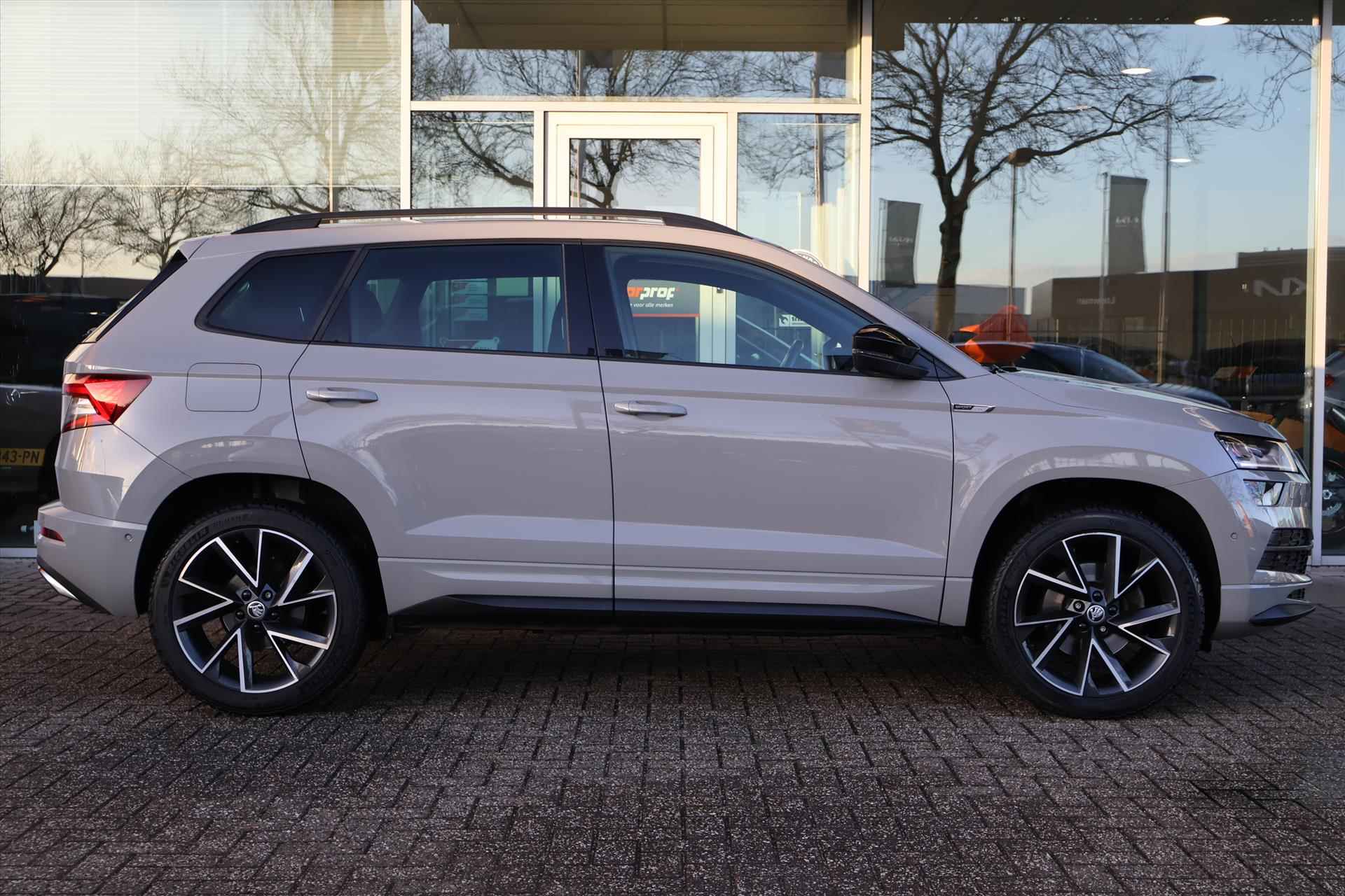 Skoda Karoq 1.5 SportLine TSI ACT Greentech 150pk | Keyless | Virtual | Carplay | Camera | Navi | Climate - 12/49