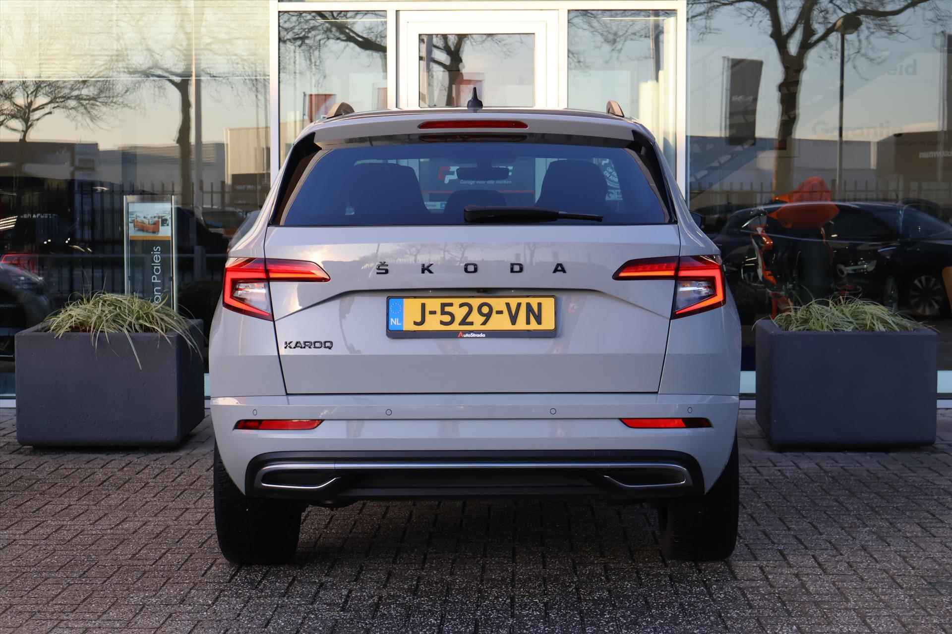 Skoda Karoq 1.5 SportLine TSI ACT Greentech 150pk | Keyless | Virtual | Carplay | Camera | Navi | Climate - 14/49