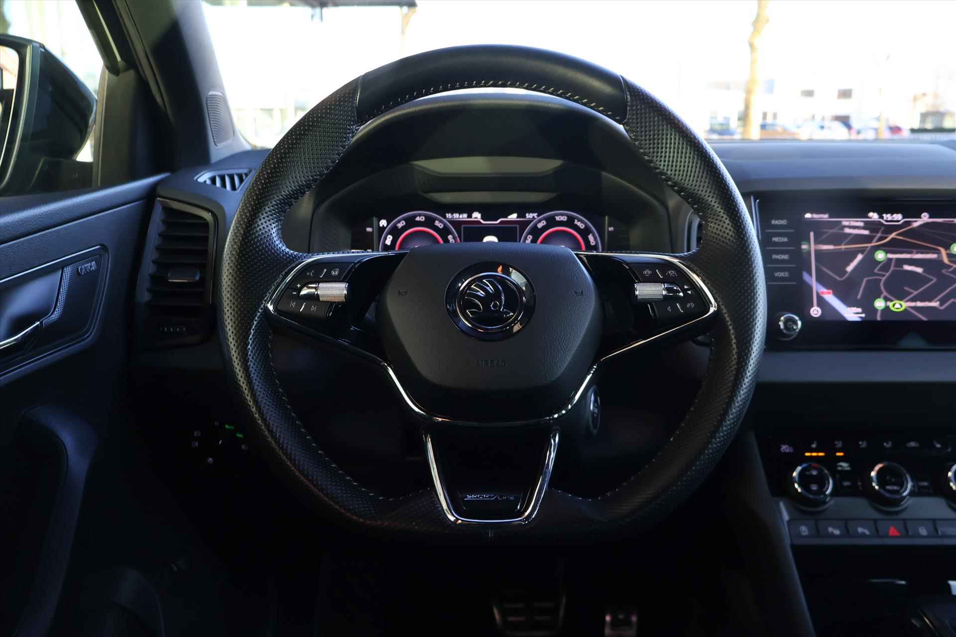 Skoda Karoq 1.5 SportLine TSI ACT Greentech 150pk | Keyless | Virtual | Carplay | Camera | Navi | Climate - 18/49